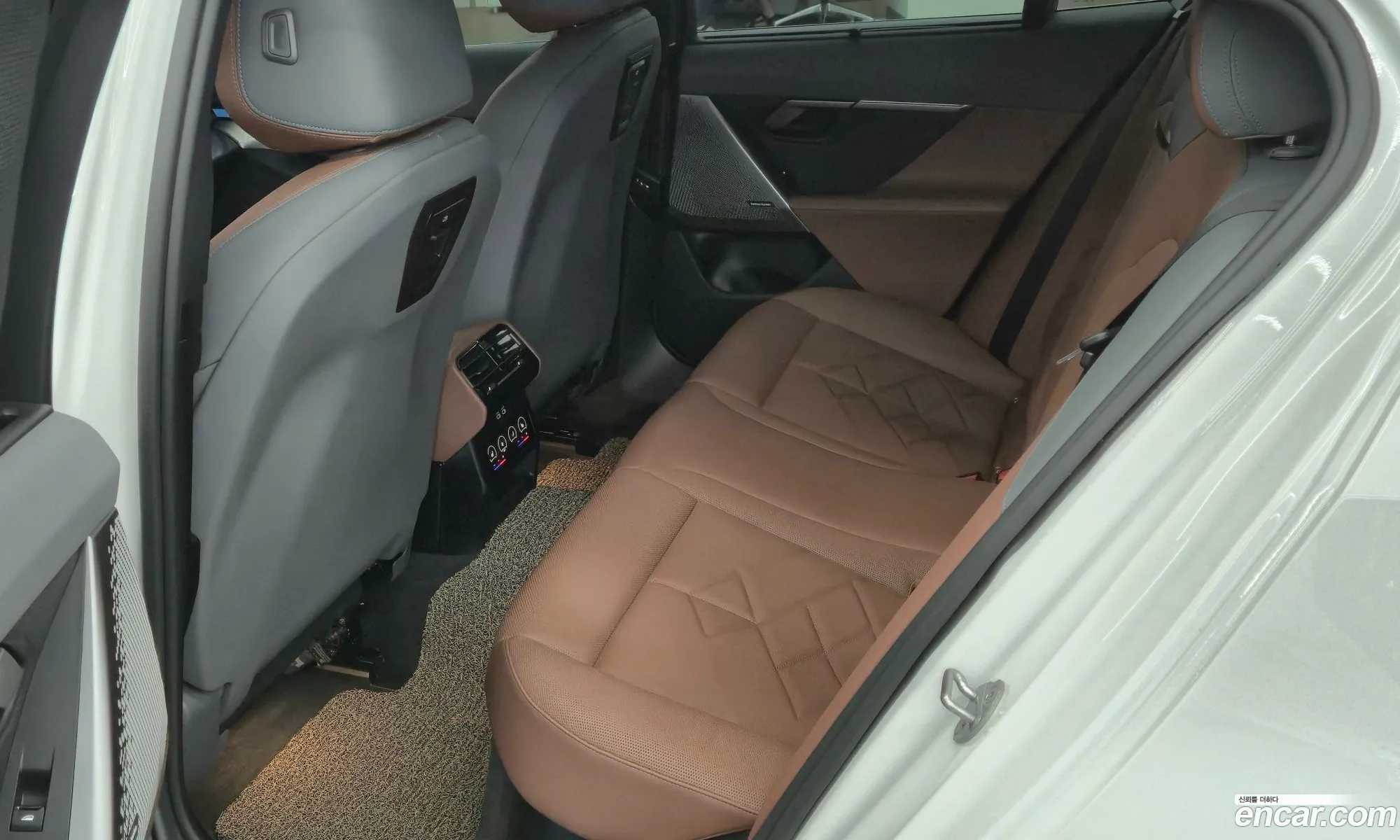 BMW 5 Series 2024 — 10