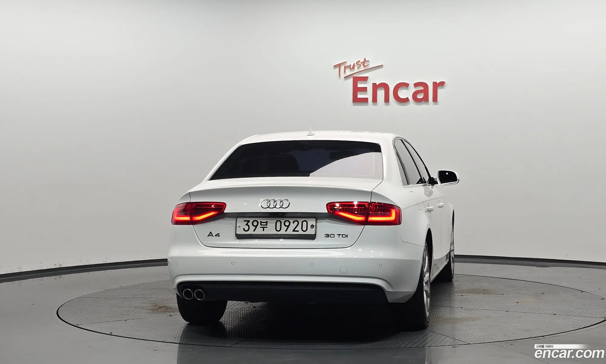 Audi A4 2015 — 19