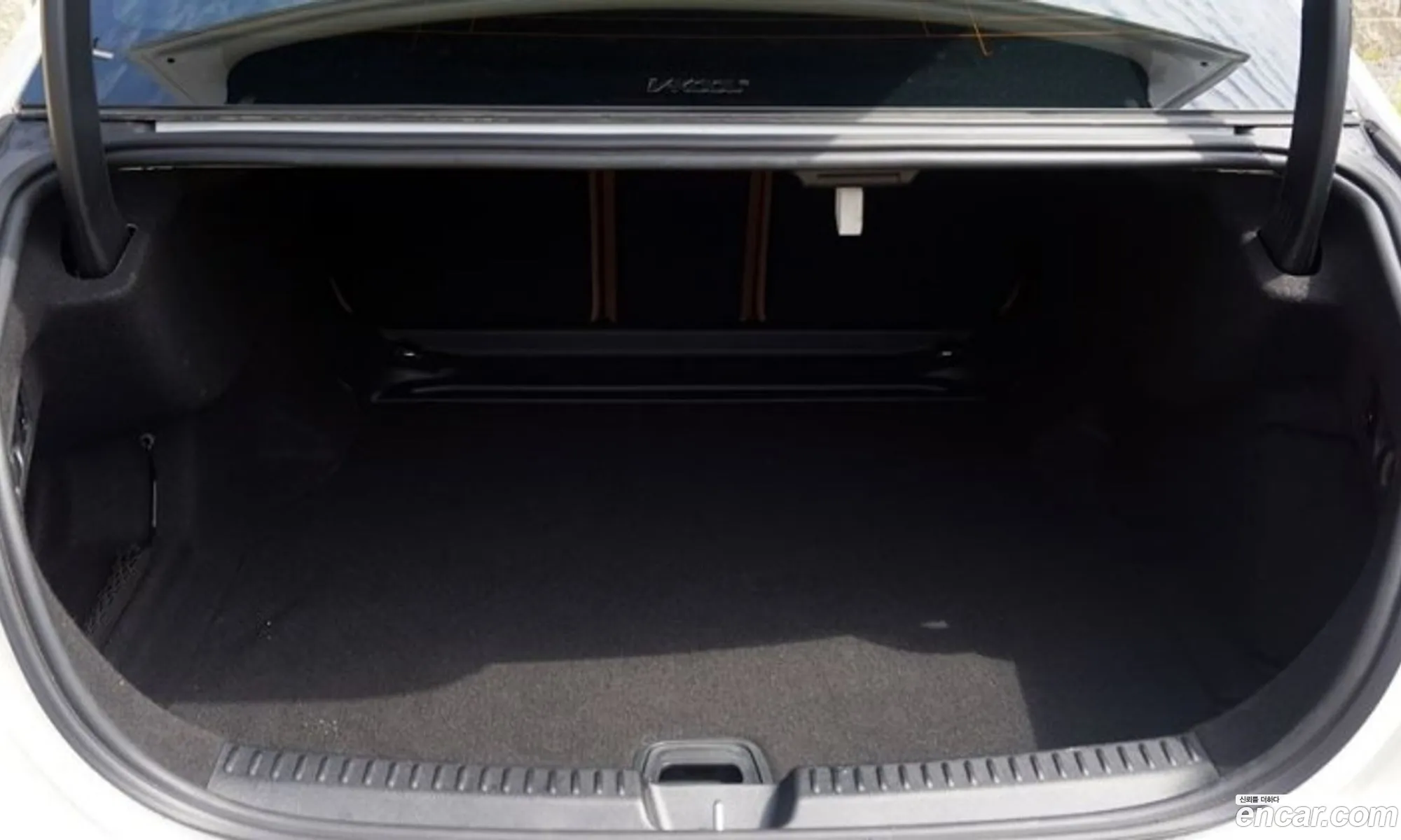Mercedes-Benz E-Class W214 2024 — 6