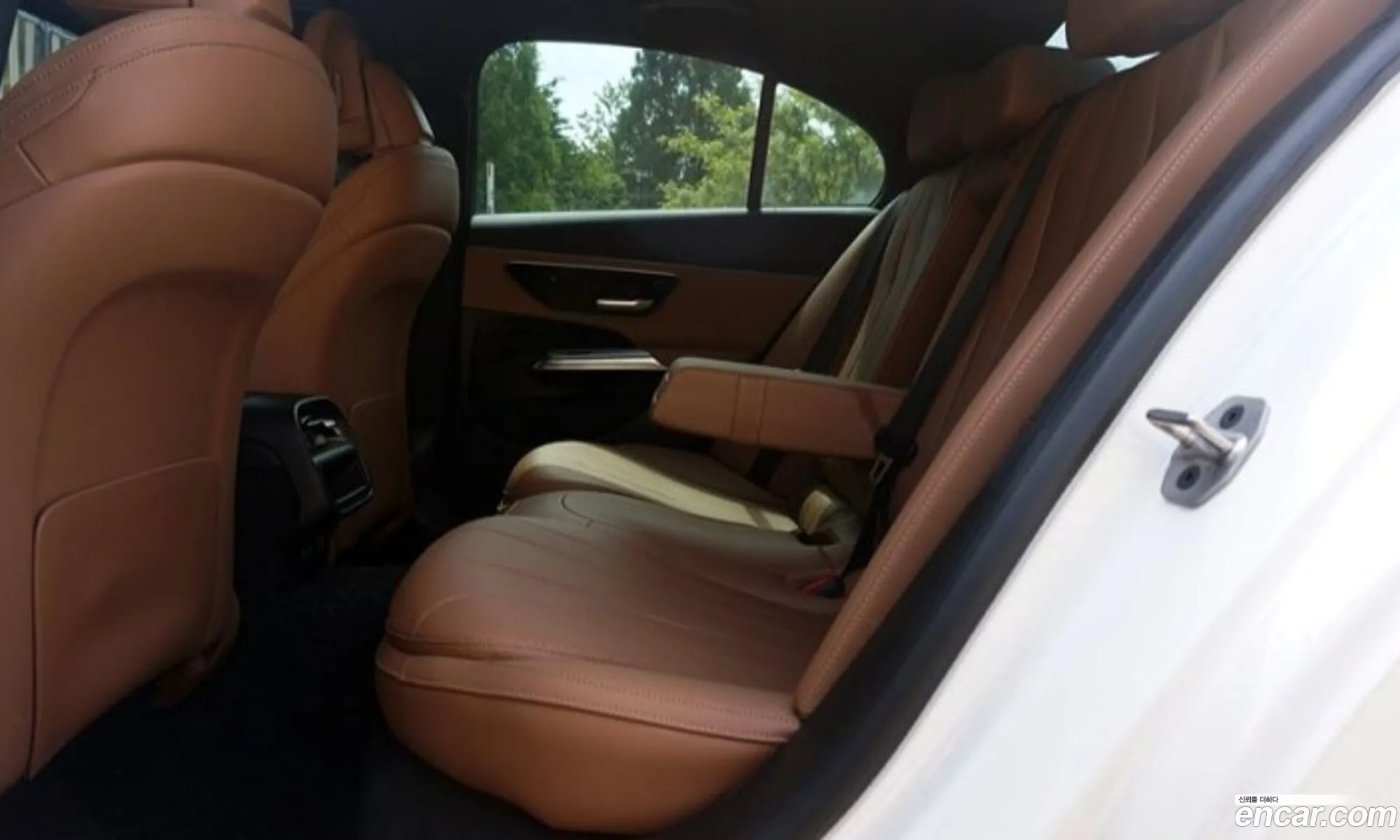 Mercedes-Benz E-Class W214 2024 — 7