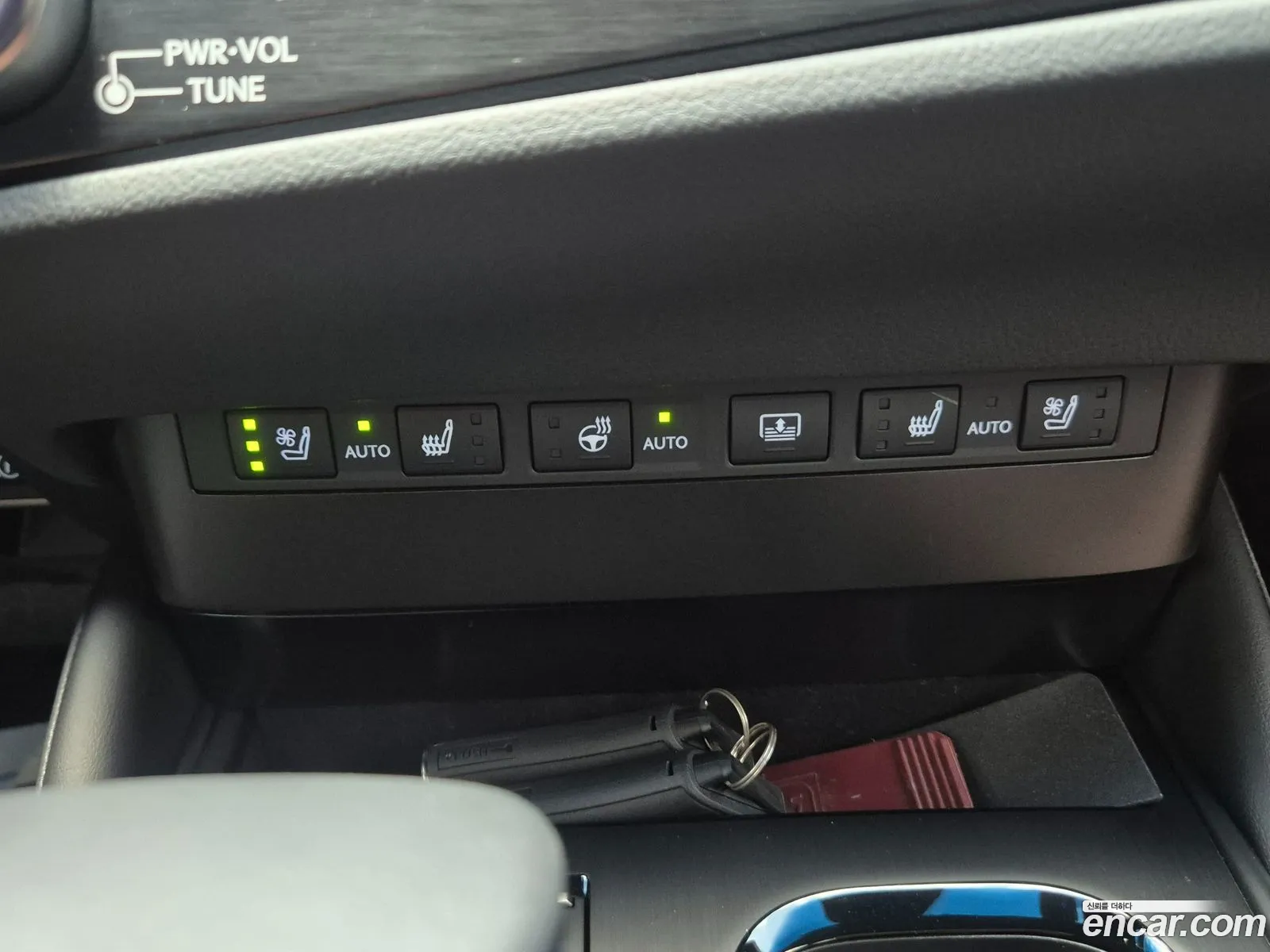 Lexus ES300h 7th Gen 2026 — 6