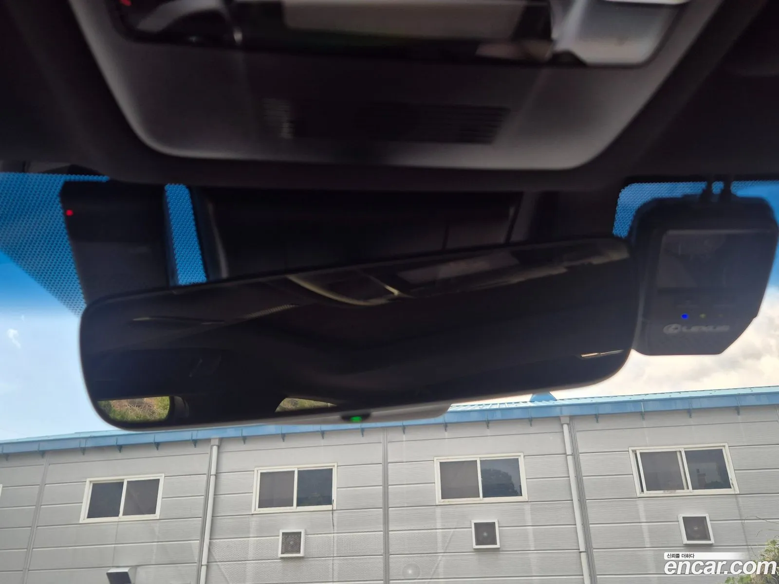 Lexus ES300h 7th Gen 2026 — 9