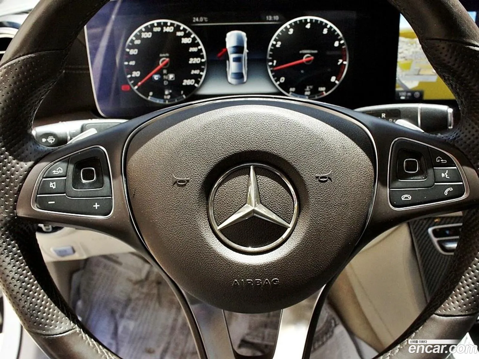 Mercedes-Benz E-Class W213 2016 — 8