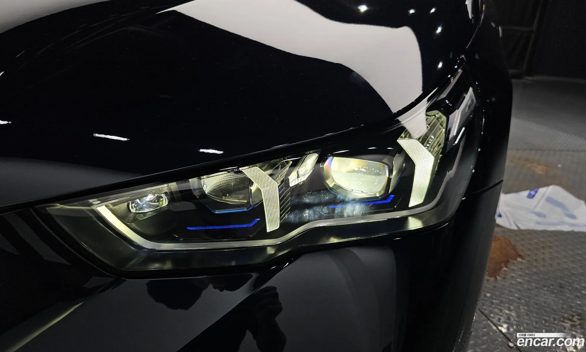 BMW 5 Series 2025 WBA81FJ09SCV15689 — 13