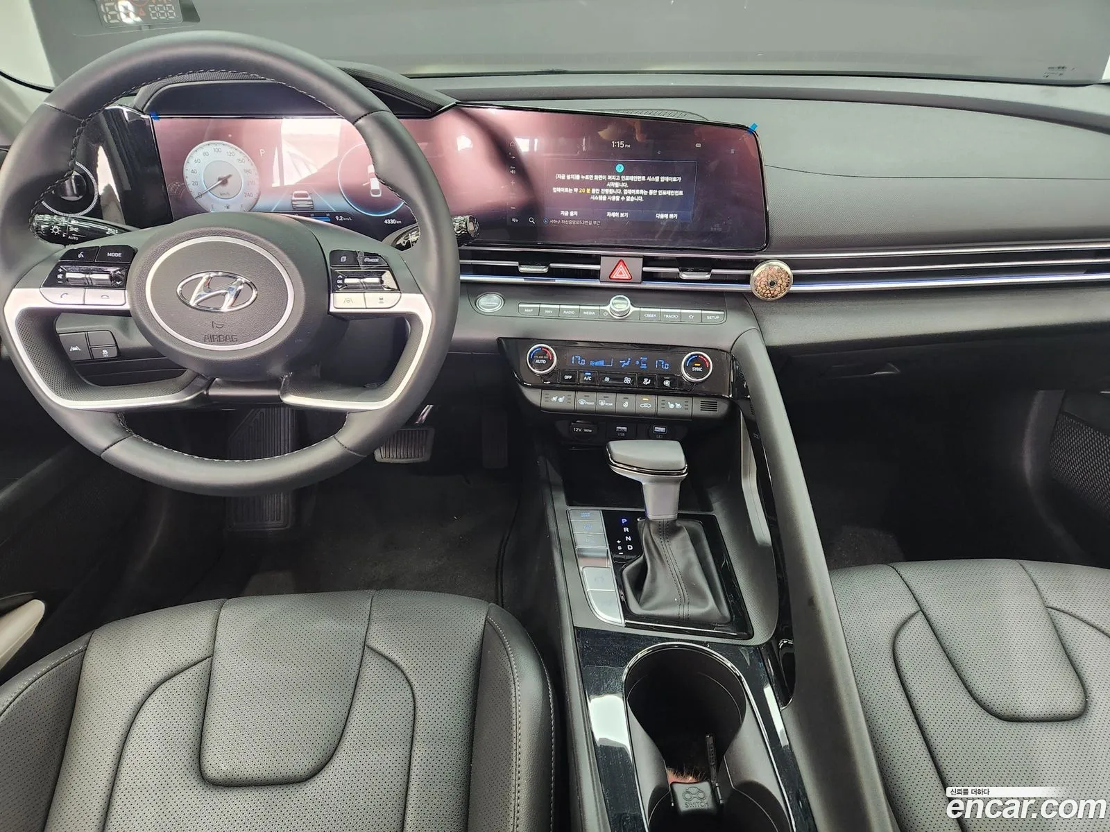 Hyundai Elantra 2022 — 3