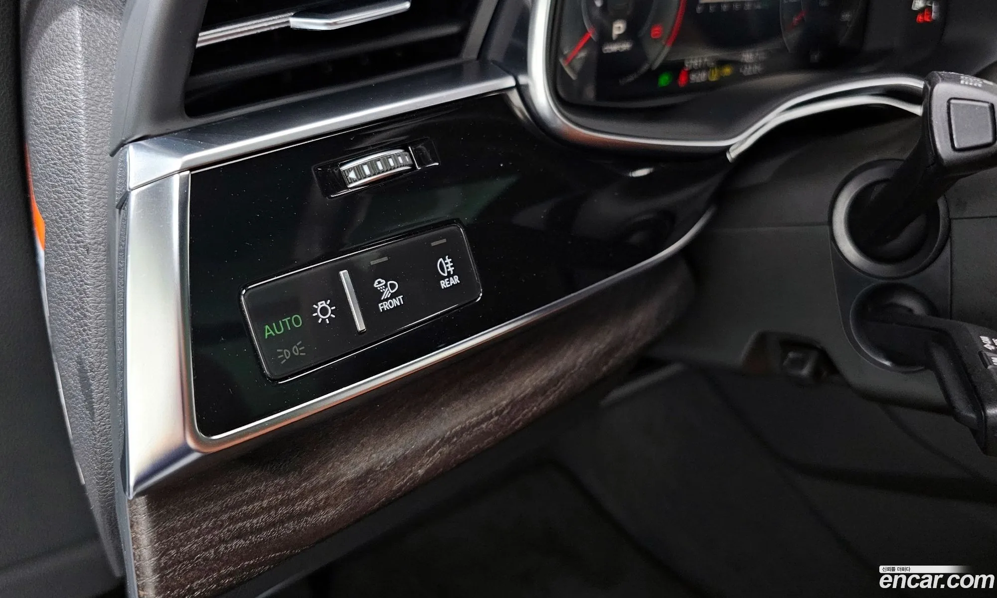 Audi Q7 2023 WAUZZZ4M7PD014959 — 30