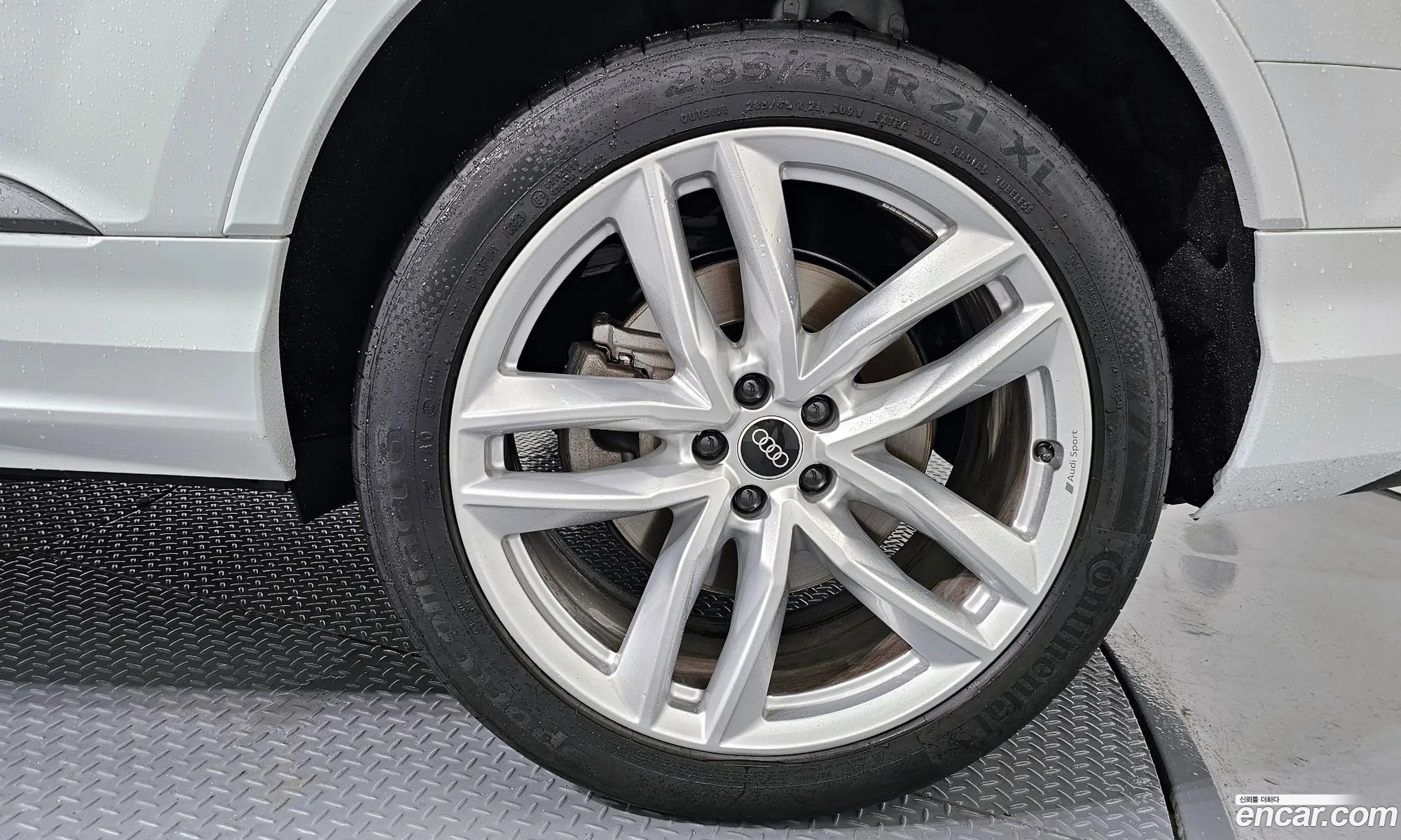 Audi Q7 2023 WAUZZZ4M7PD014959 — 28