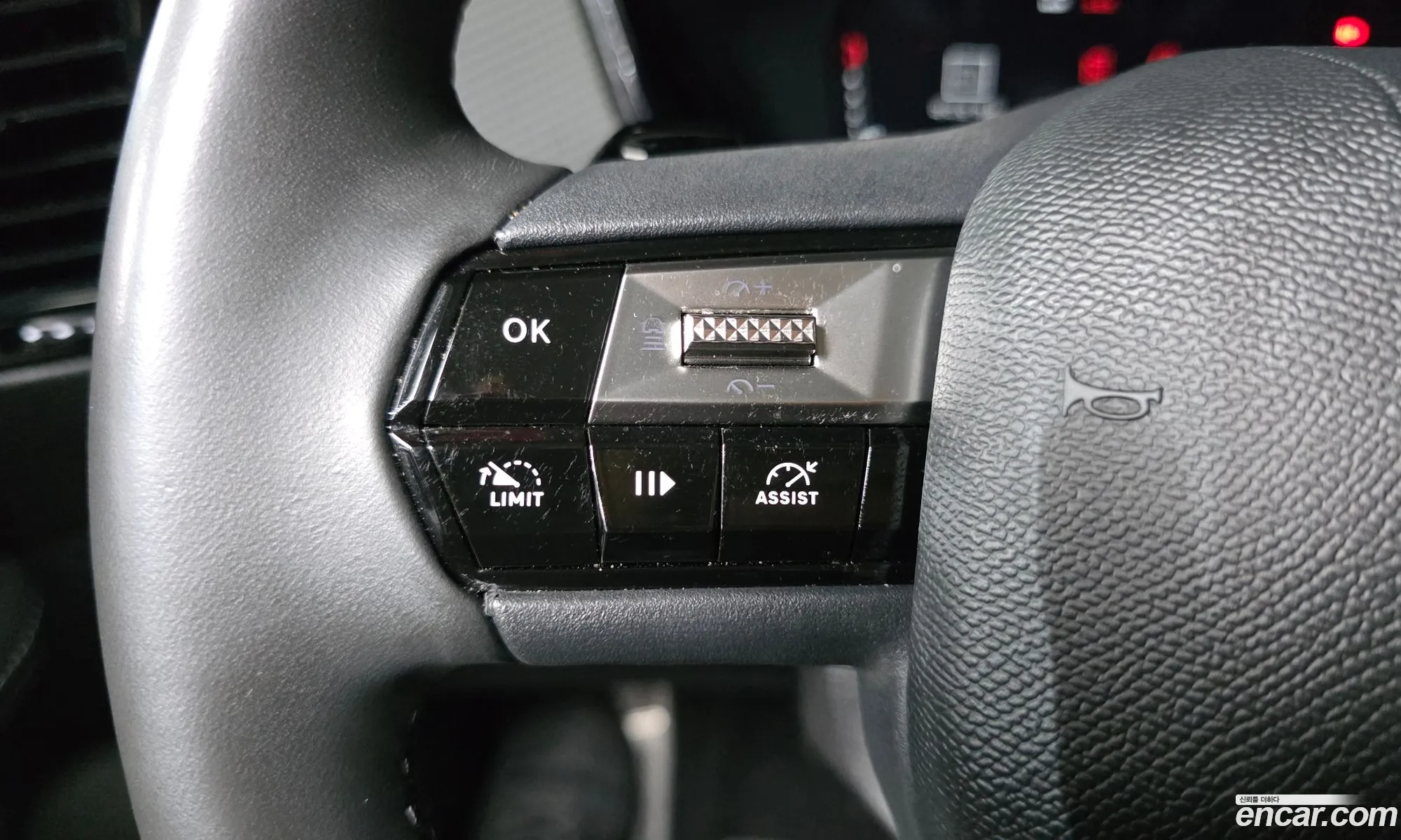 Citroen/DS DS4 2022 VR1FCYHZTN1035759 — 10