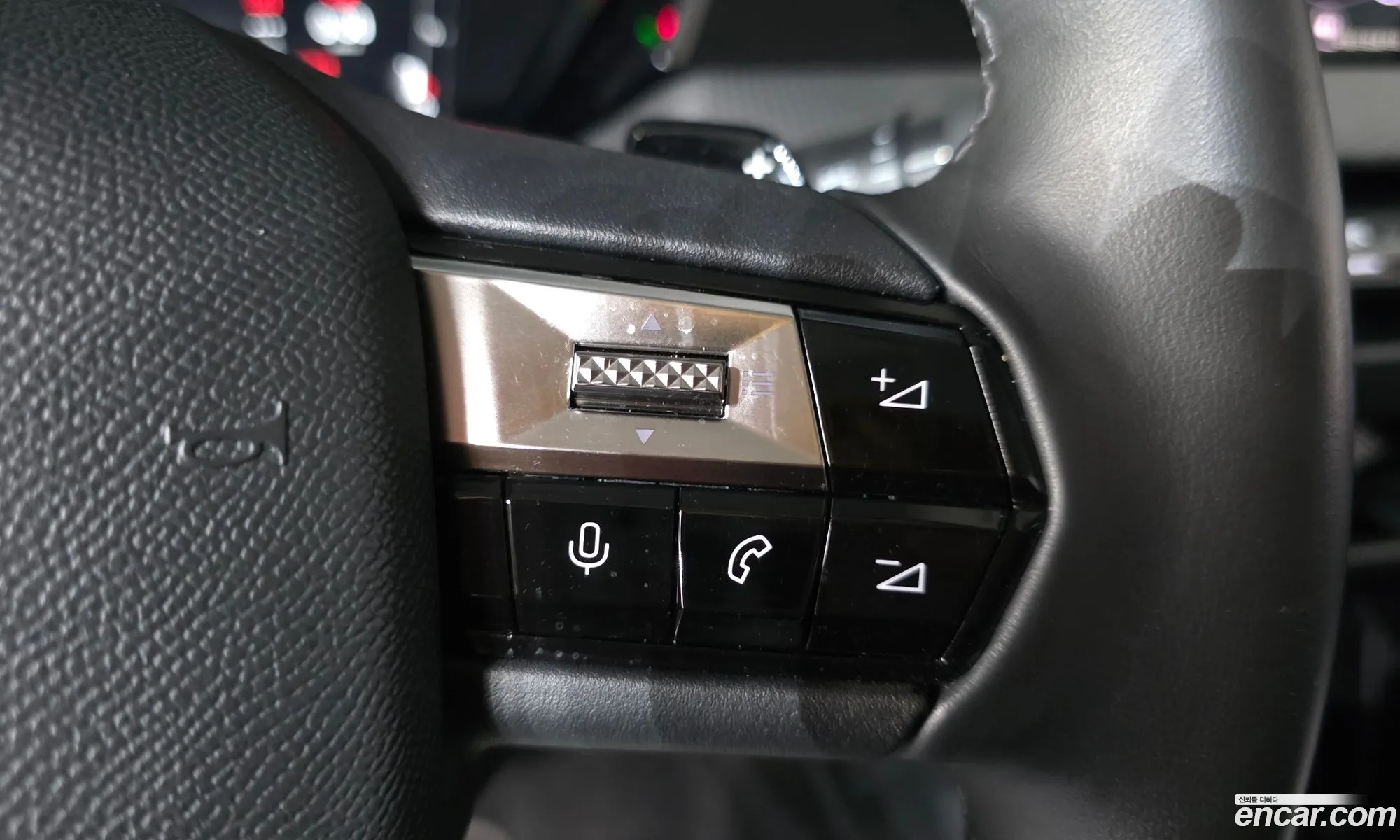 Citroen/DS DS4 2022 VR1FCYHZTN1035759 — 32