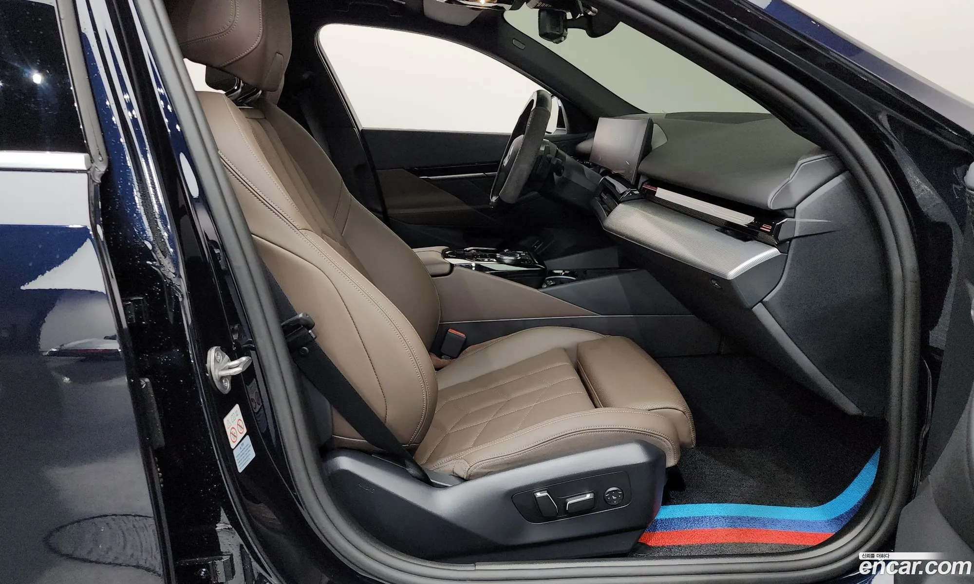 BMW 5 Series 2024 — 6