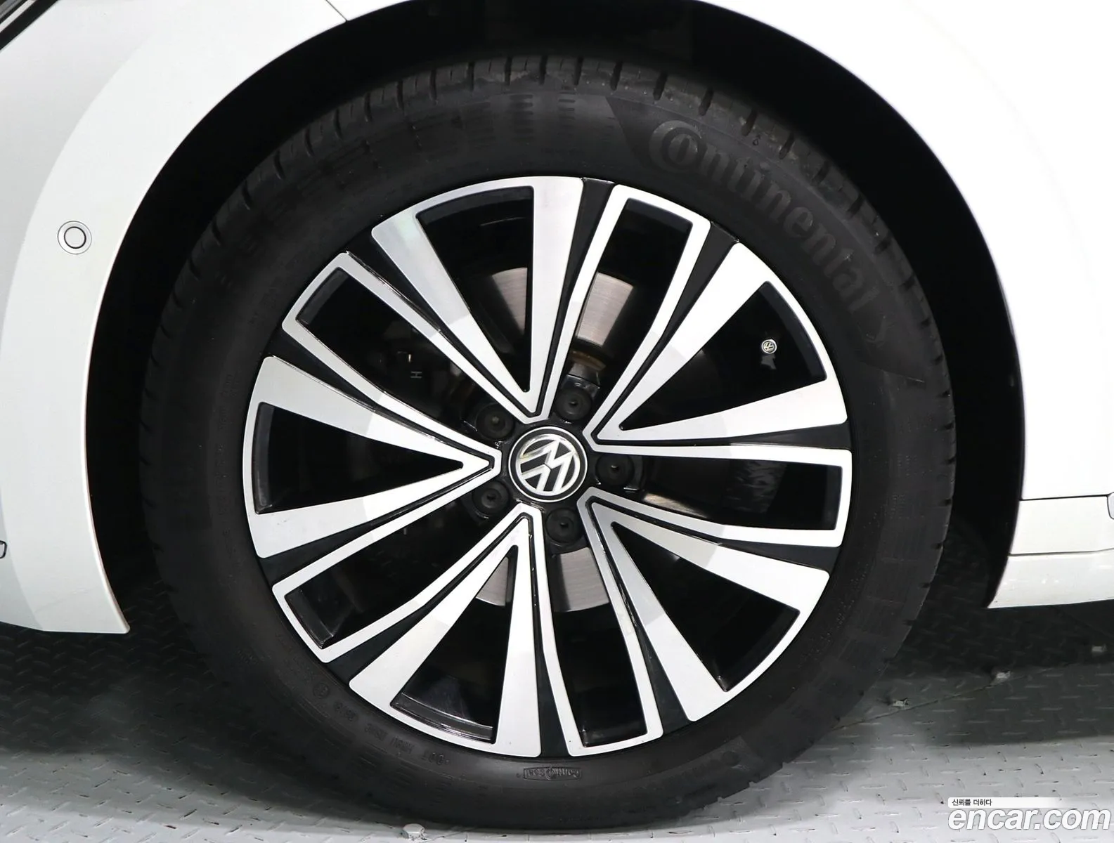 Volkswagen Arteon 2019 — 13