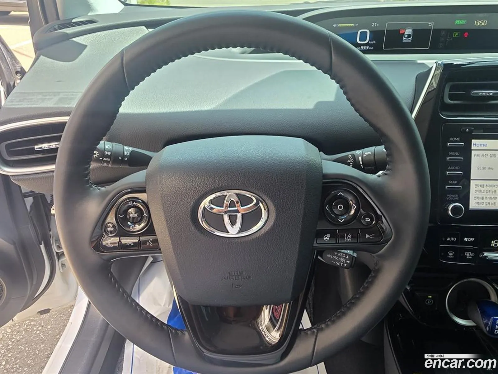 Toyota Prius Prime 2022 — 9