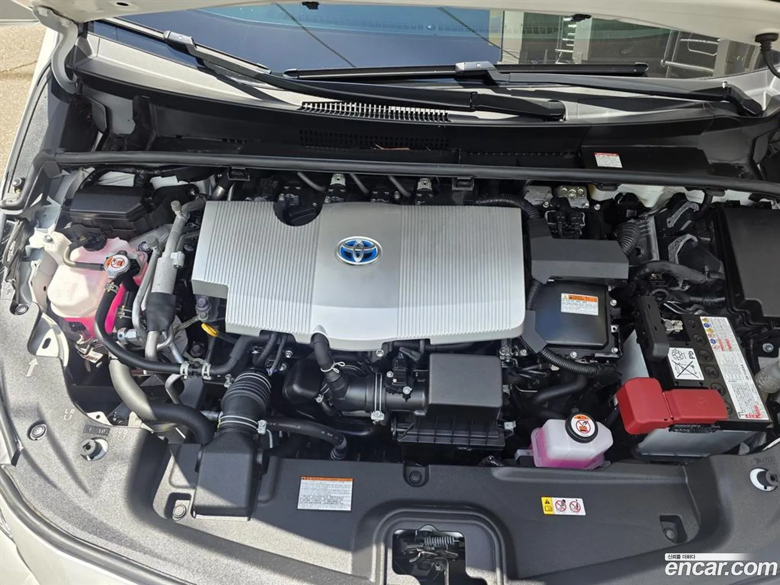 Toyota Prius Prime 2022 — 3