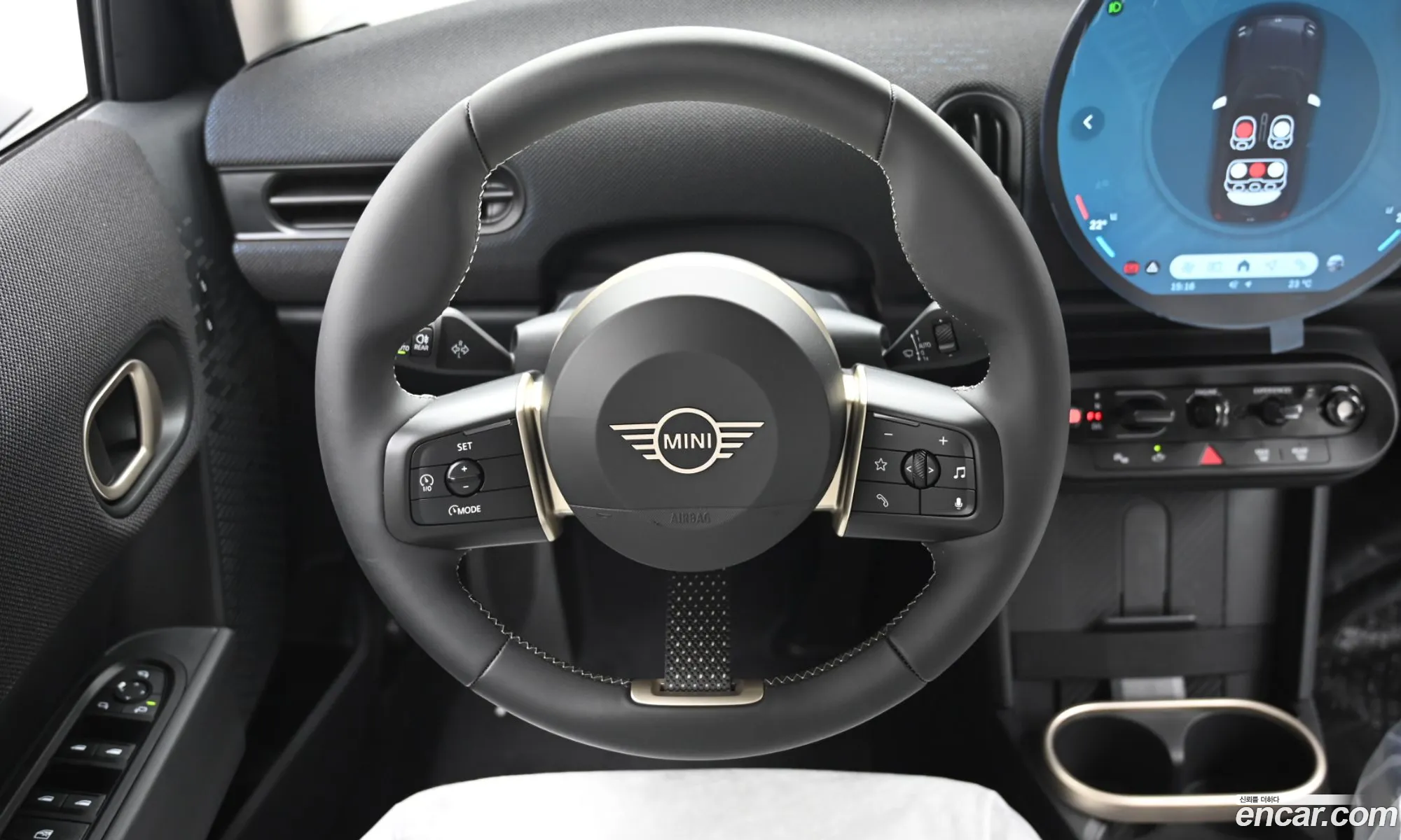 Mini Cooper C 2026 WMW61GD07T2Y22746 — 19