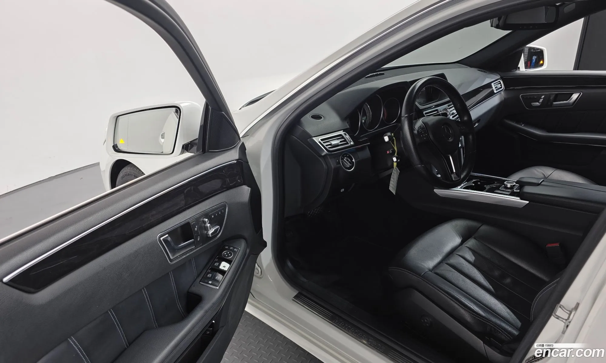 Mercedes-Benz E-Class W212 2015 — 8