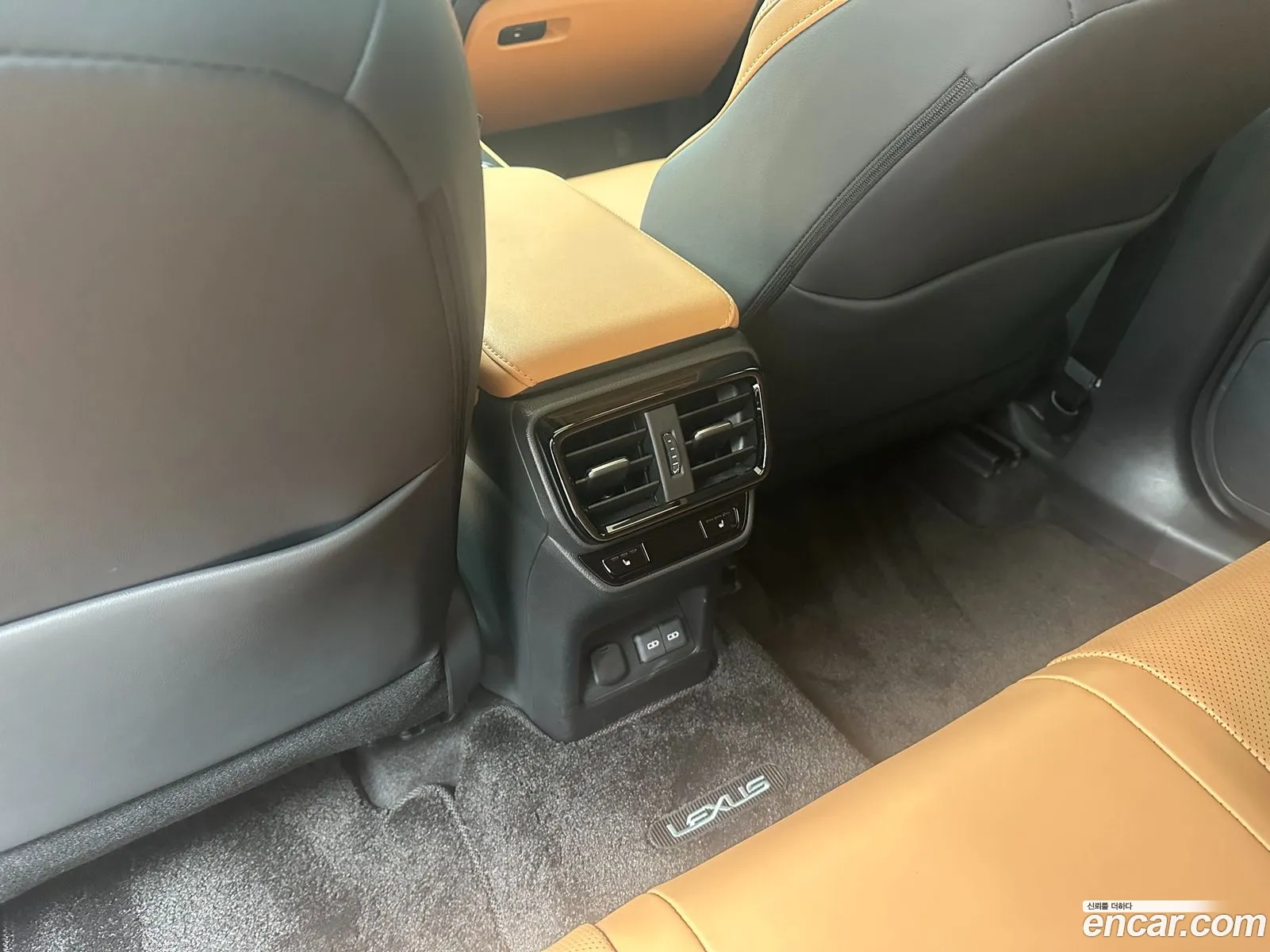 Lexus NX350h 2024 — 2