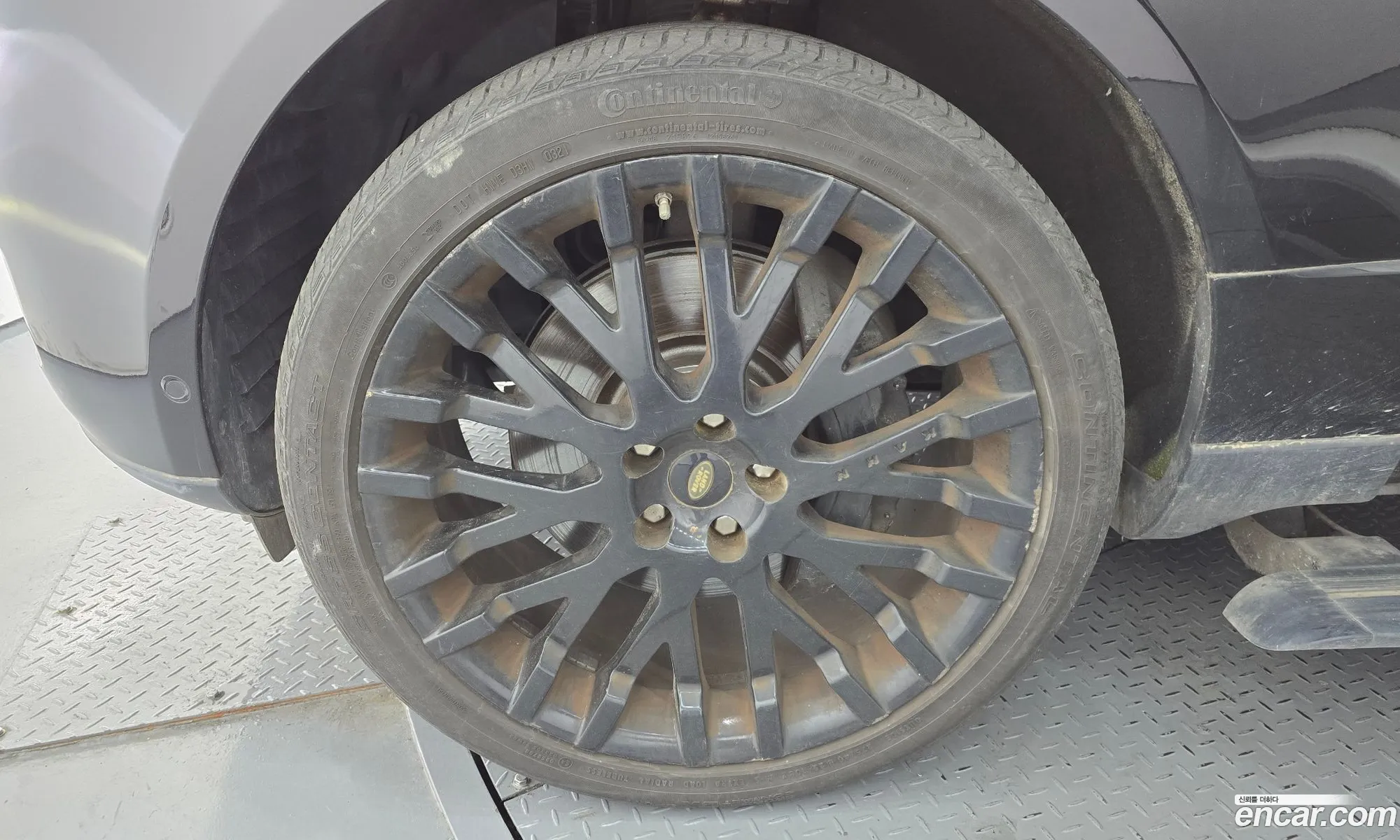 Land Rover Range Rover 2014 SALGA2JF1EA170016 — 14