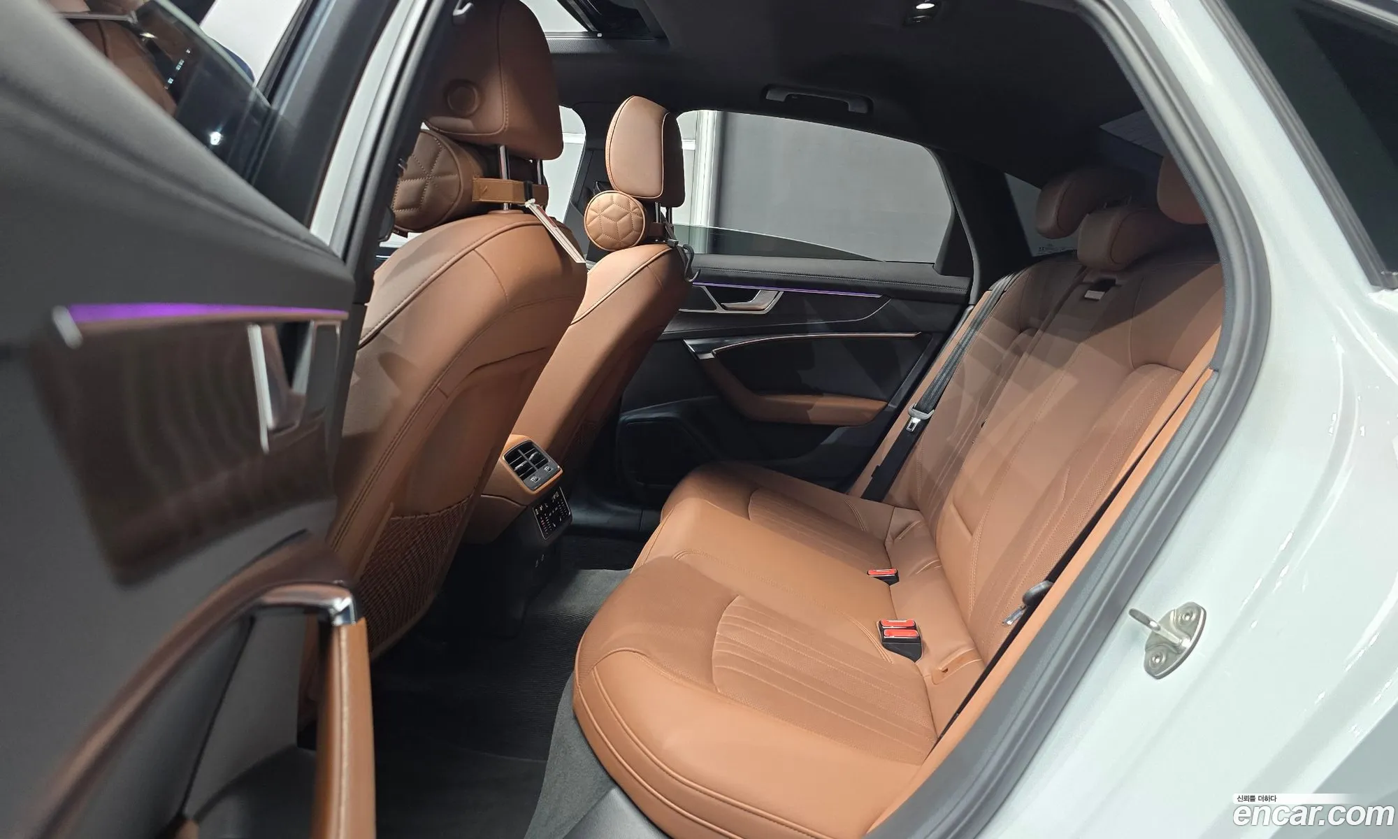 Audi A6 2022 WAUZZZF27NN050072 — 26