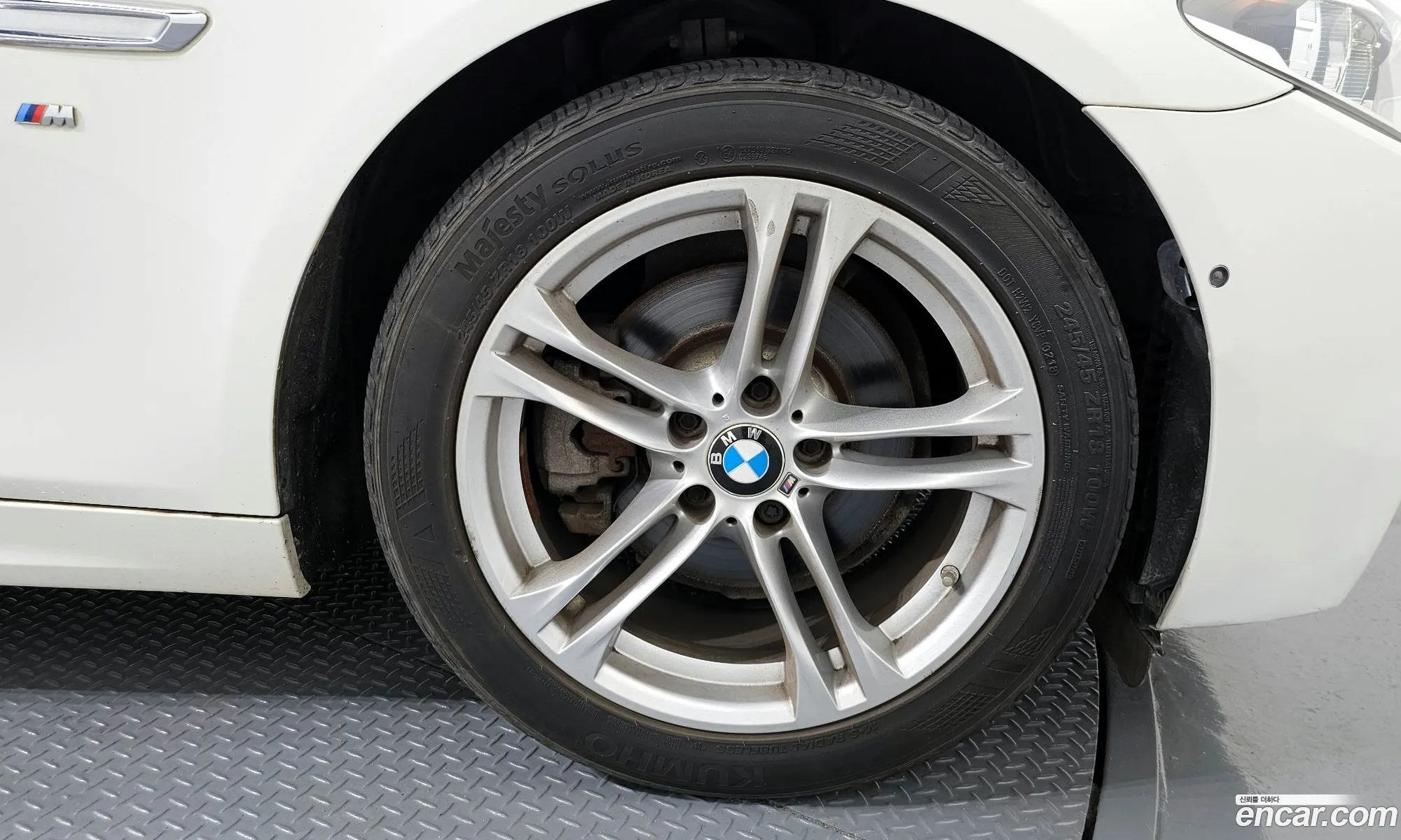 BMW 5 Series 2016 WBA5E5107GG201296 — 12