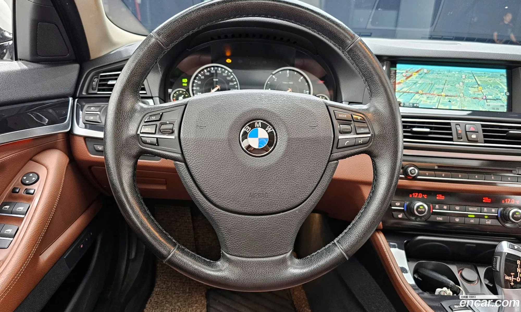 BMW 5 Series 2016 WBA5E5107GG201296 — 3