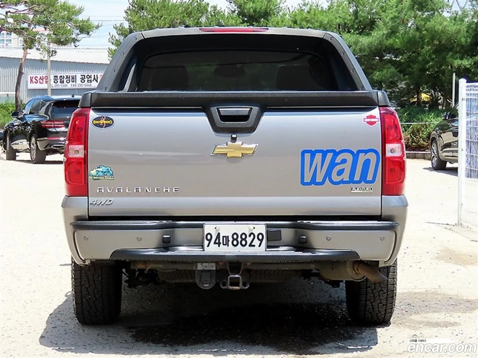 Chevrolet Avalanche 2008 — 18