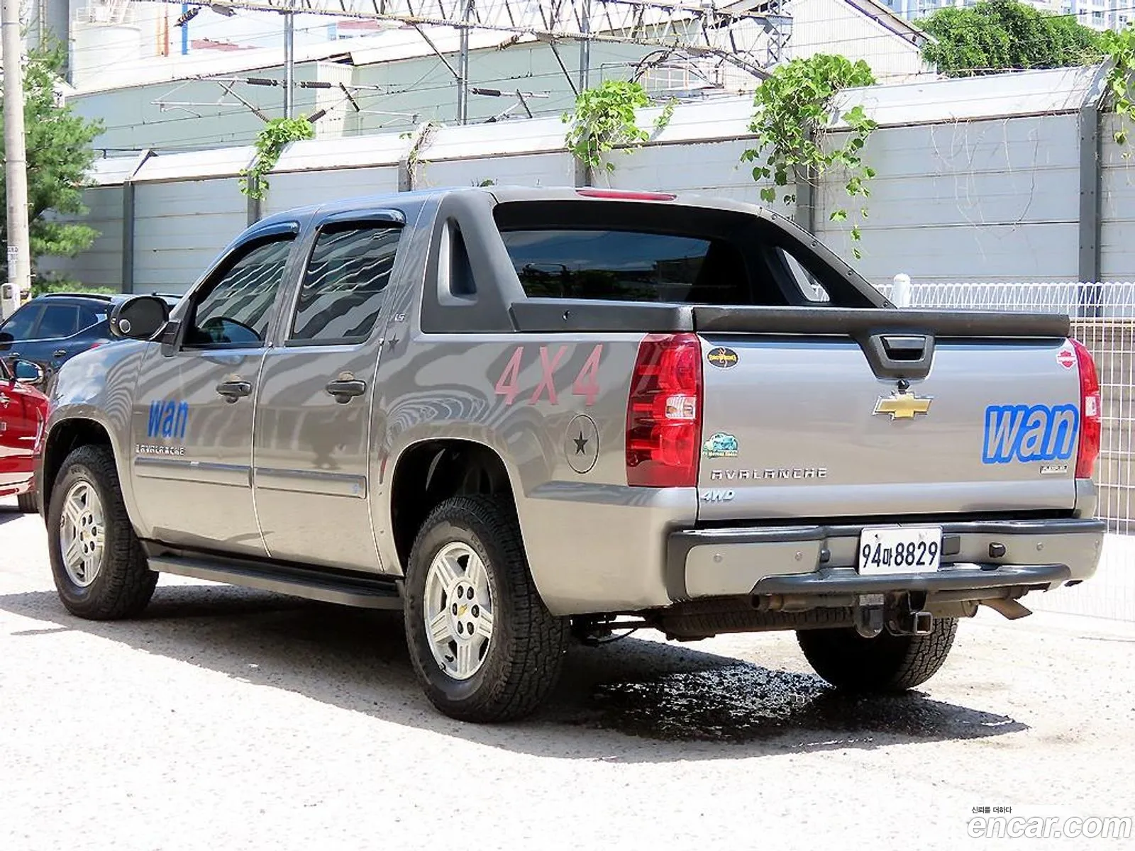 Chevrolet Avalanche 2008 — 16