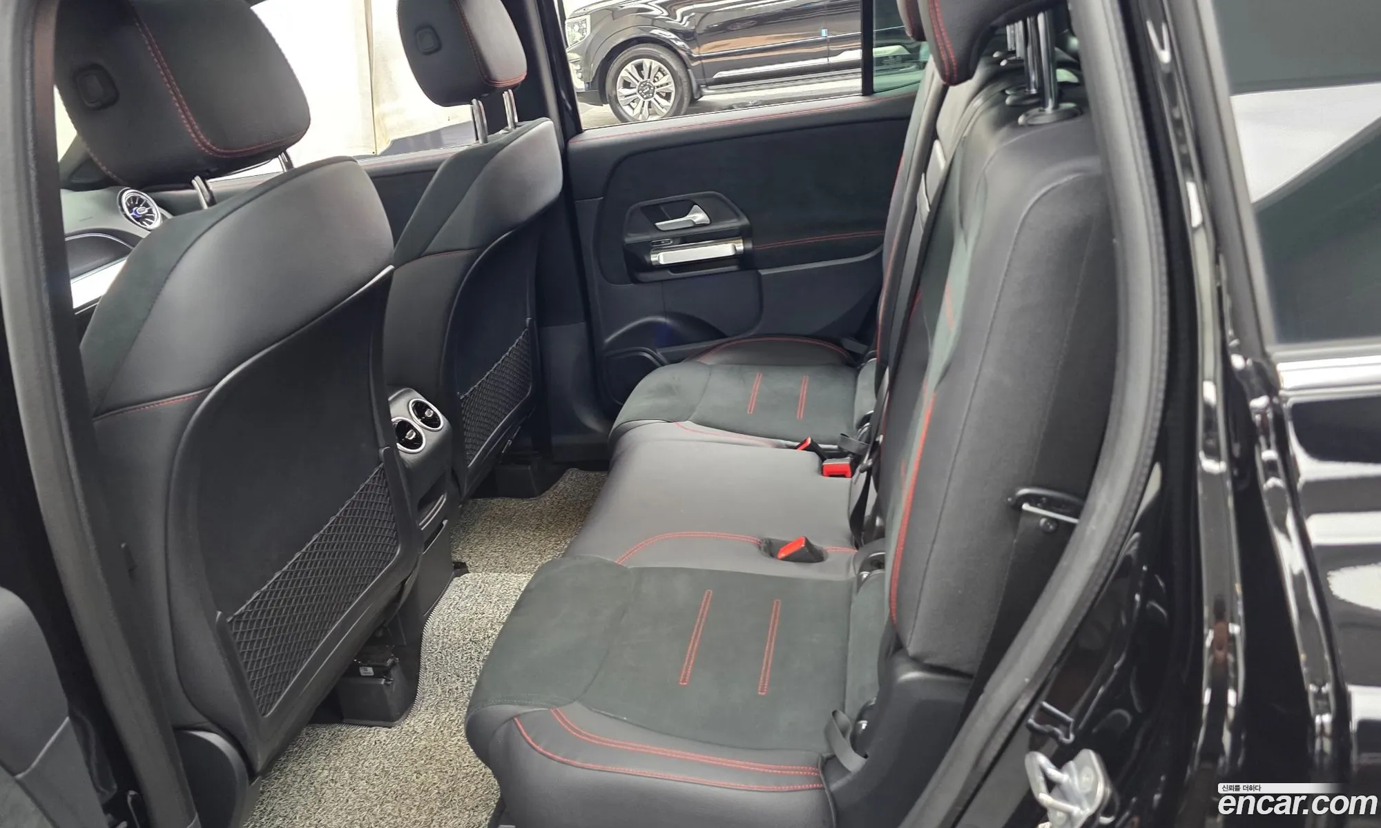 Mercedes-Benz GLB-Class X247 2023 — 15