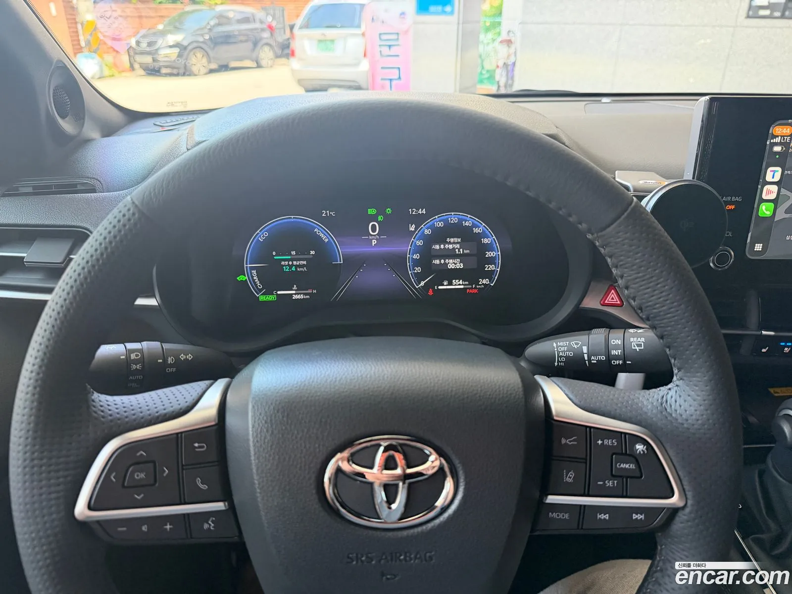Toyota Sienna 2025 — 2