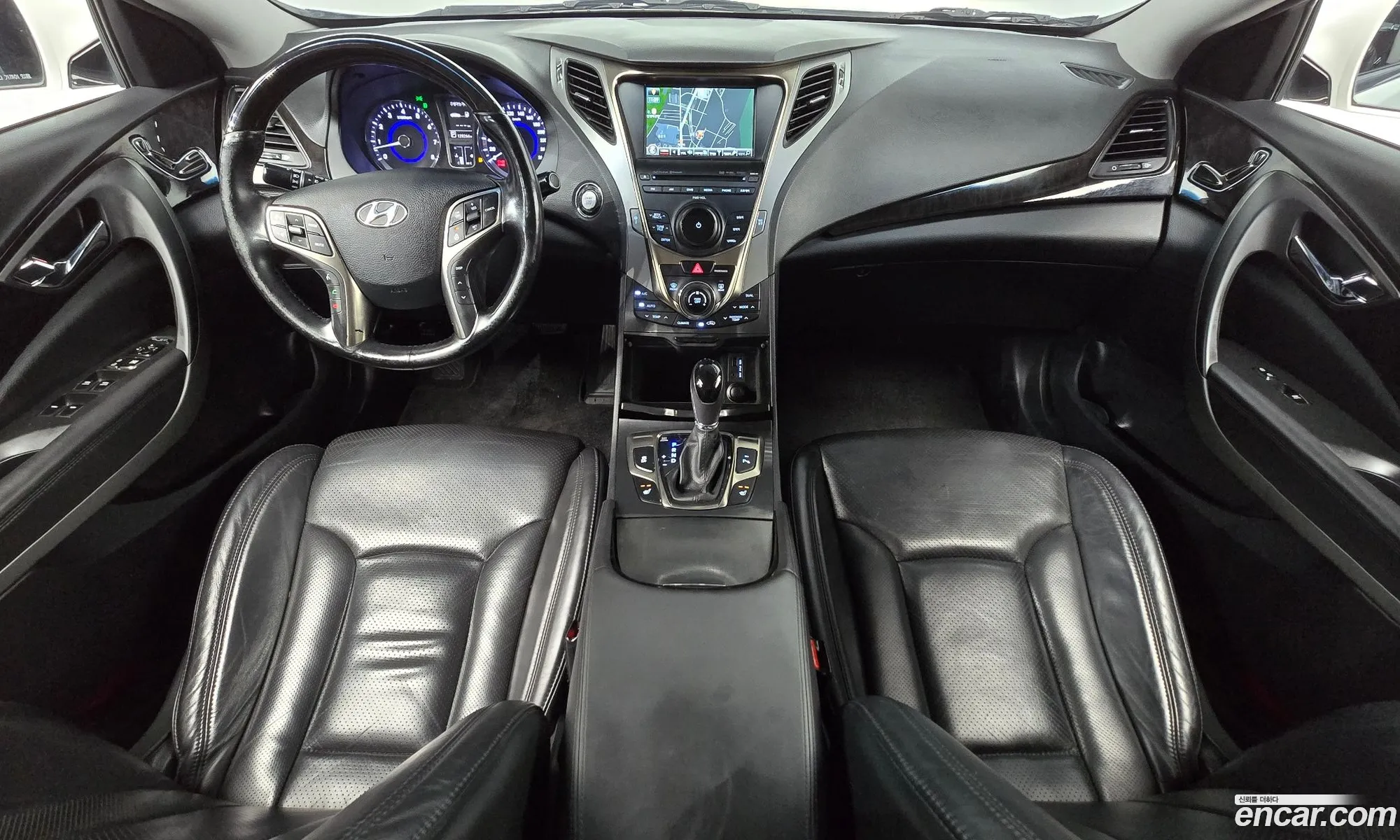 Hyundai Grandeur HG 2012 — 3