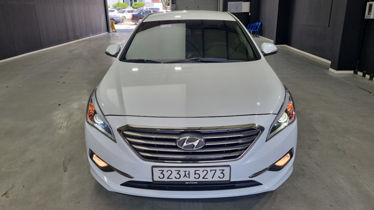 Hyundai LF Sonata 2017 — 2