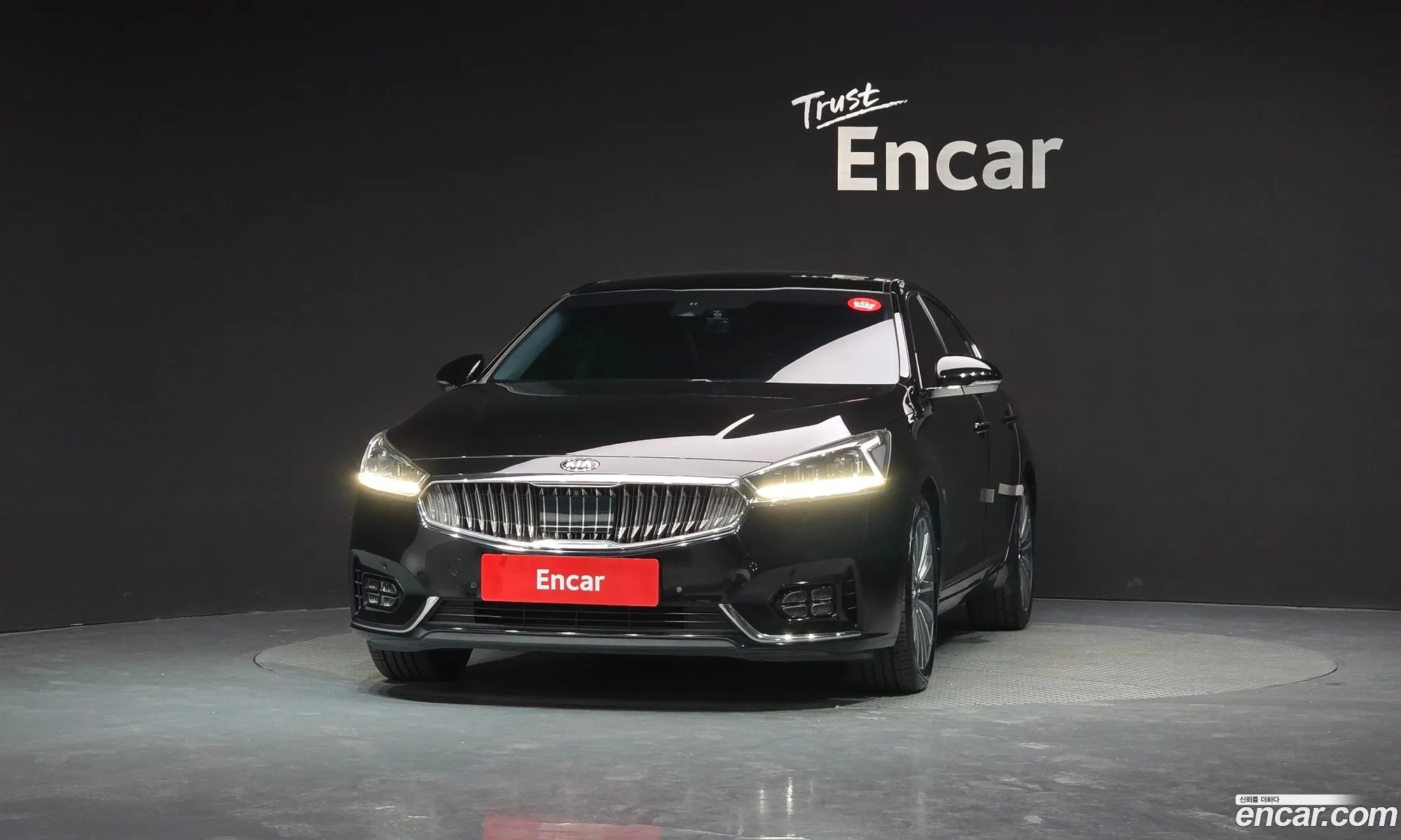 Kia K7 2019 — 2