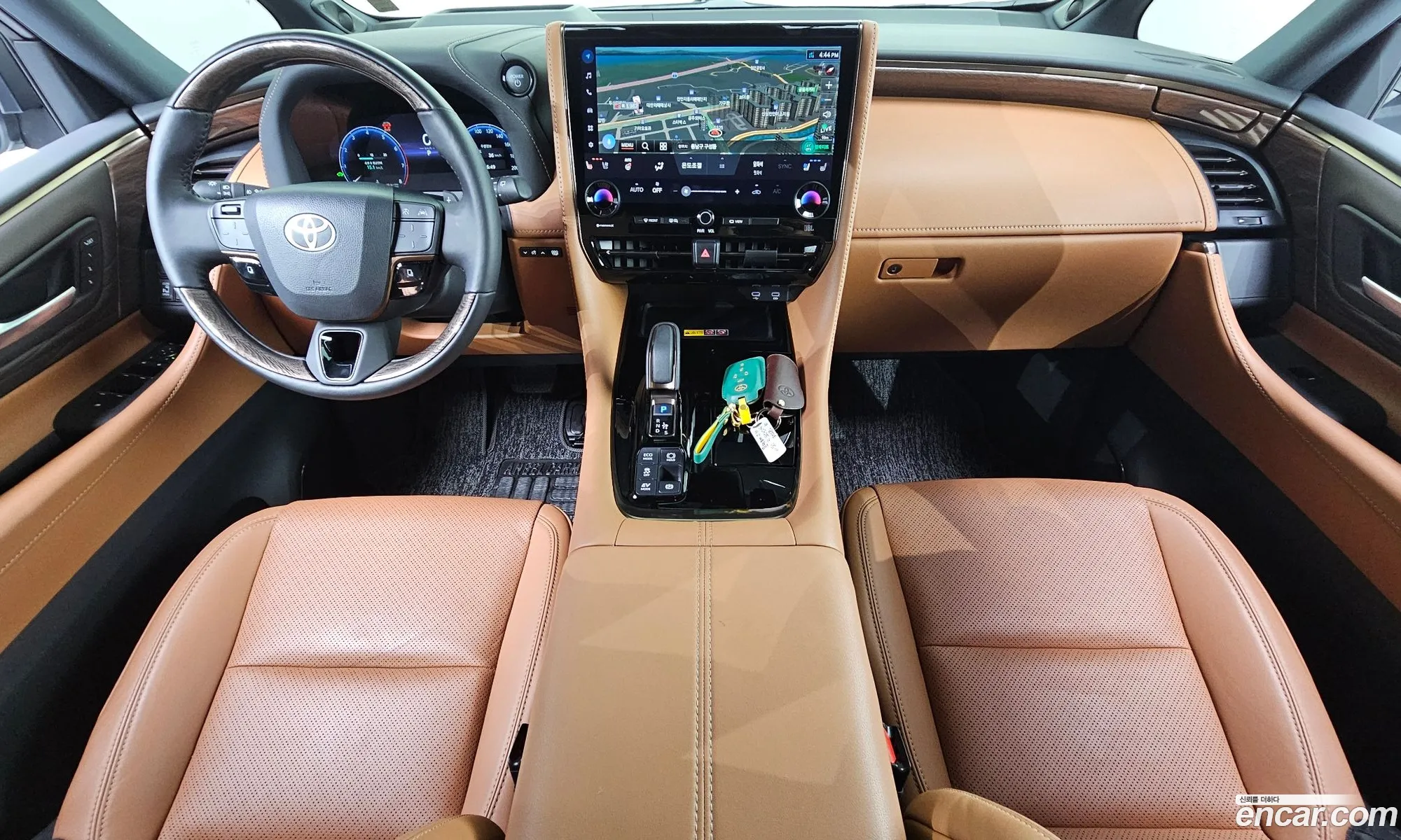 Toyota Alphard 2025 — 11