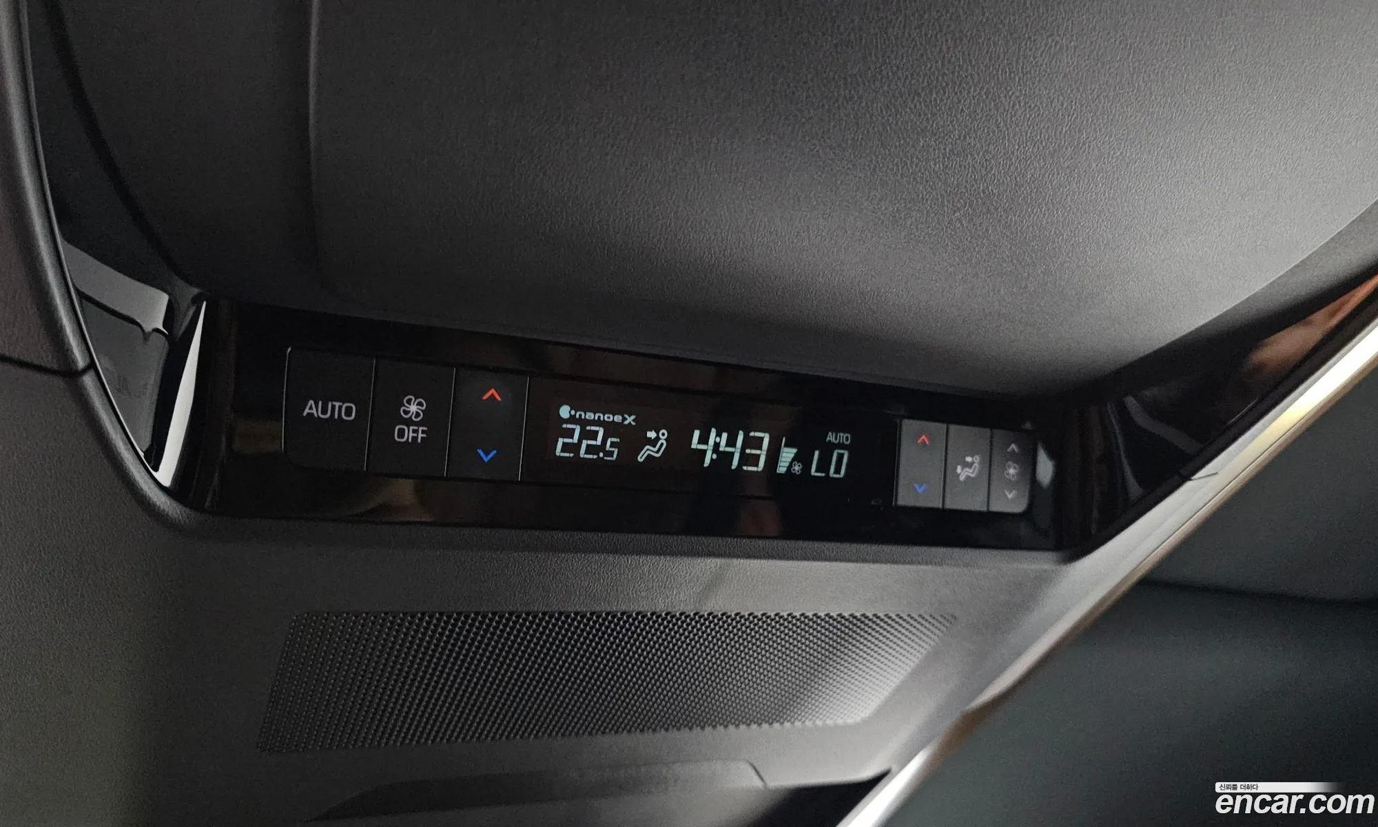 Toyota Alphard 2025 — 10