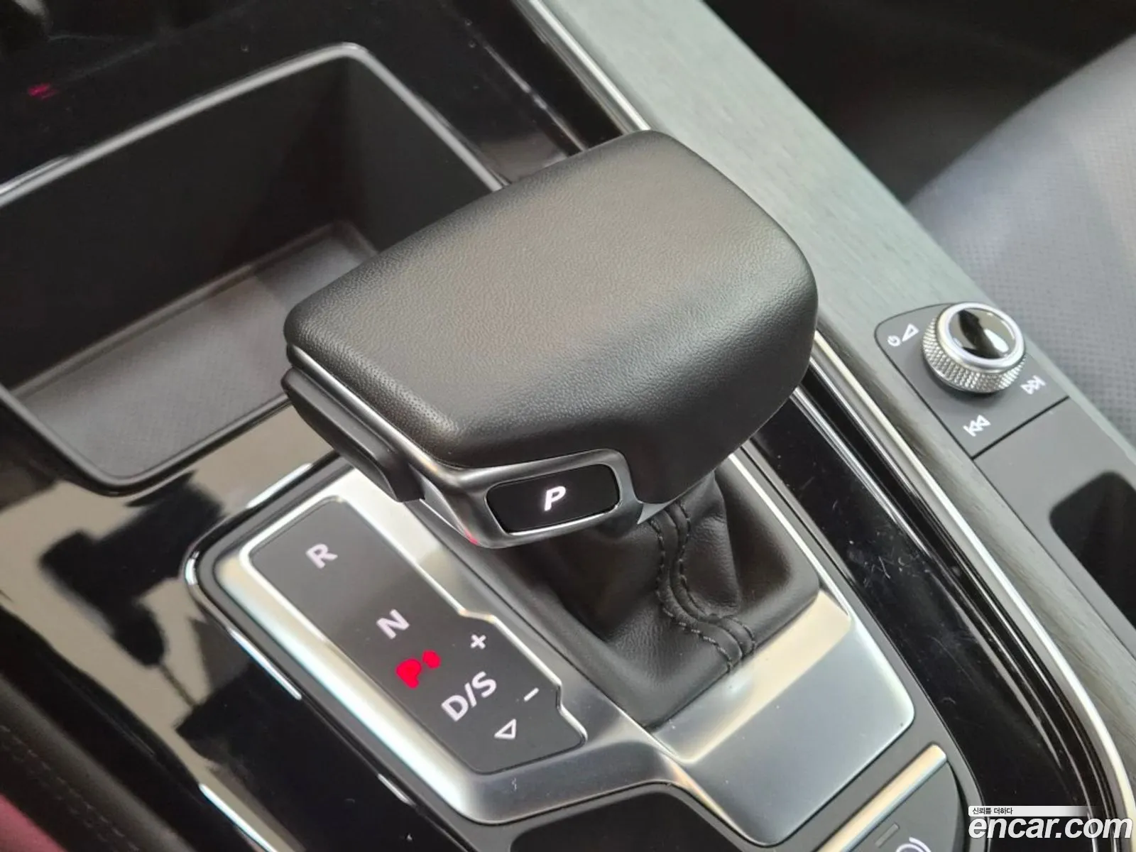 Audi A4 2023 — 12