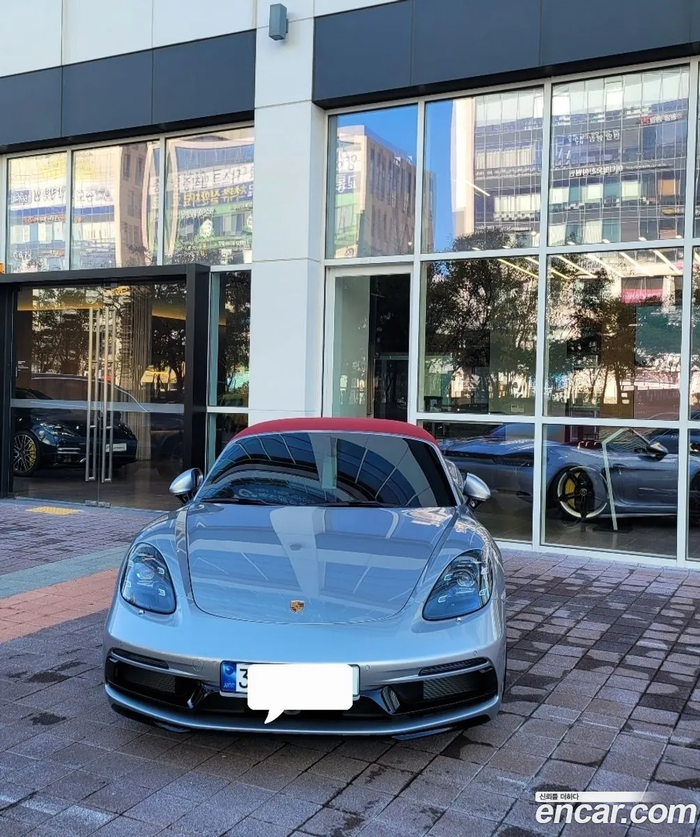 Porsche 718 Boxster 2023 — 2