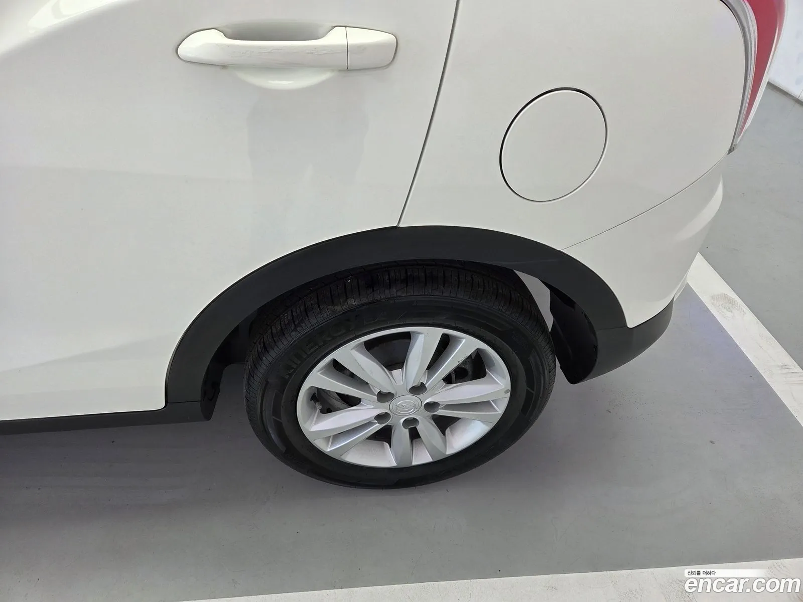 KG Mobility (SsangYong) Tivoli Armour 2018 — 2
