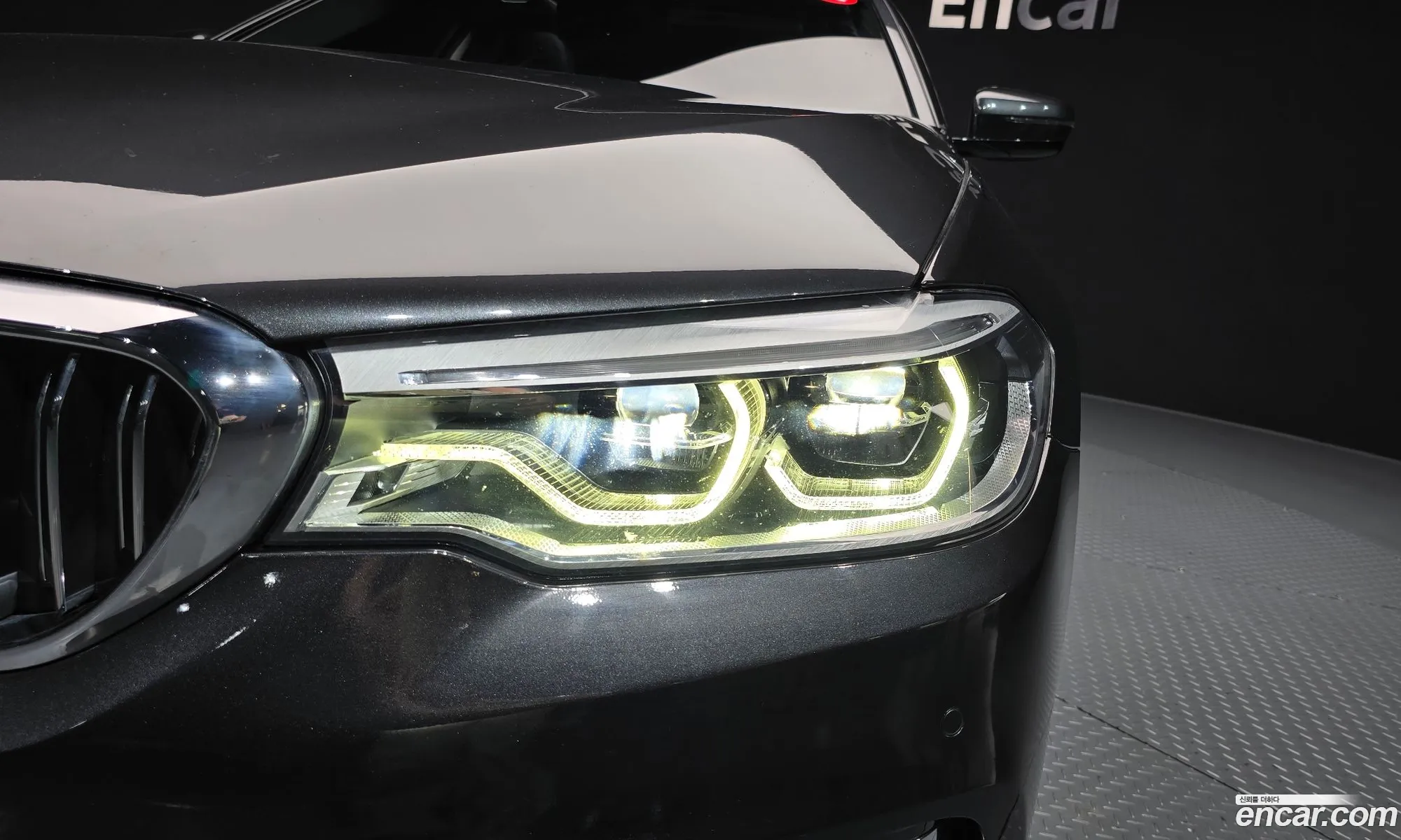 BMW 5 Series 2018 WBAJC5106JWE55232 — 3