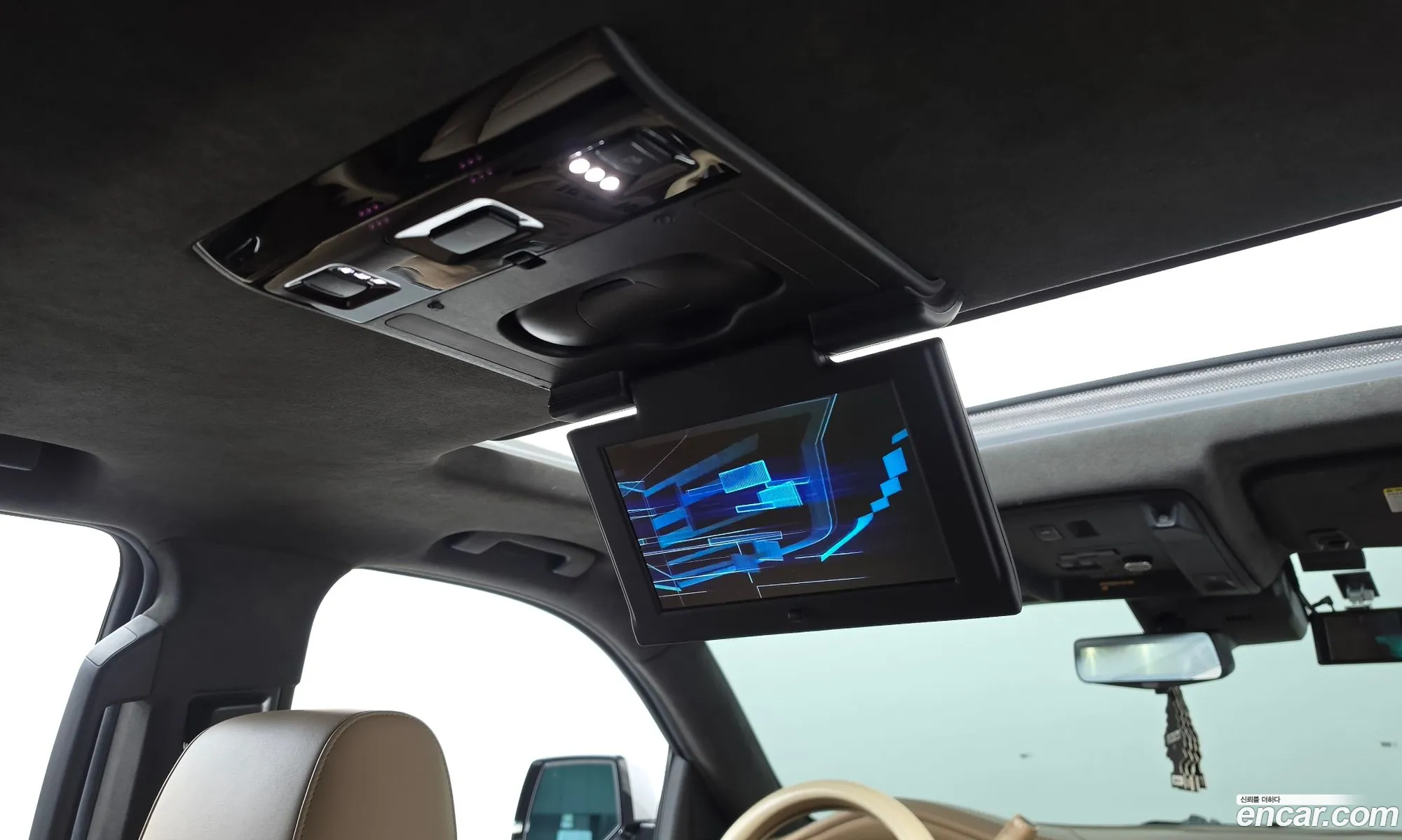Cadillac Escalade 2020 1GYS47KJ0LR217344 — 17