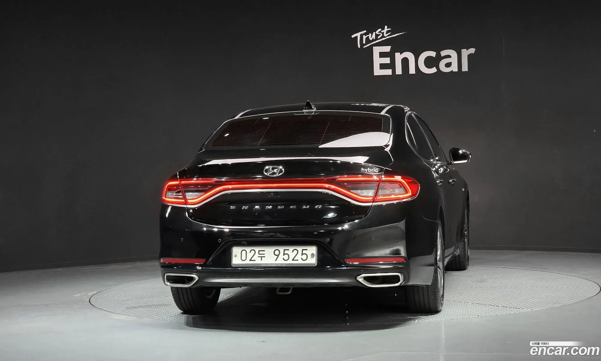 Hyundai Grandeur IG Hybrid 2017 — 3
