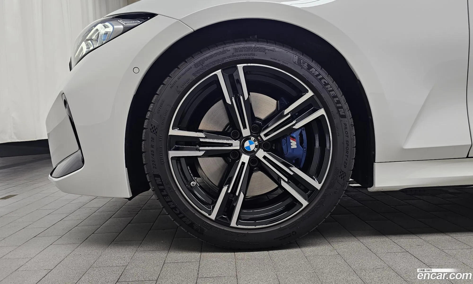 BMW 3 Series 2025 WBA11FF03TFV48892 — 14