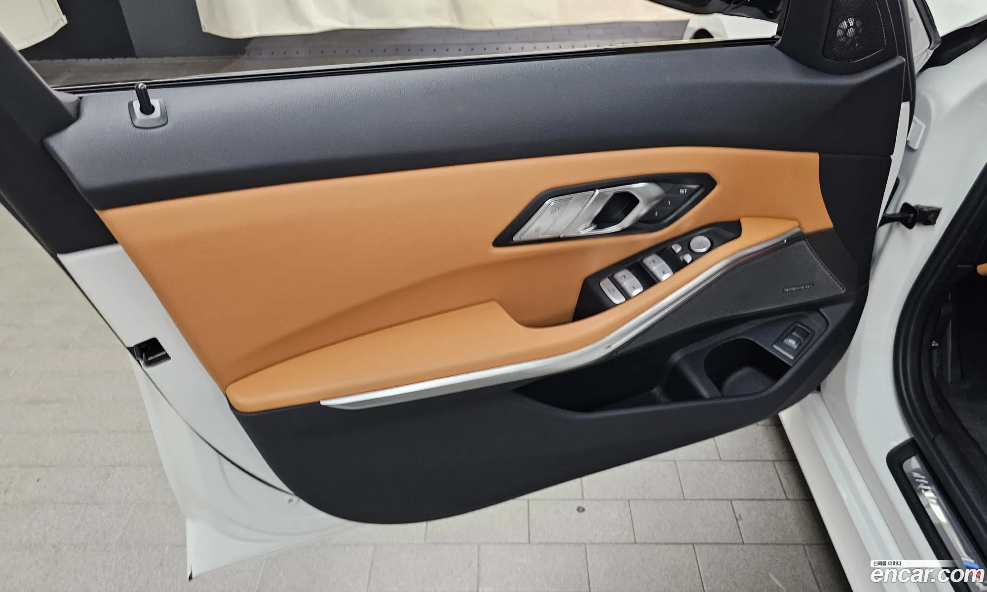 BMW 3 Series 2025 WBA11FF03TFV48892 — 28