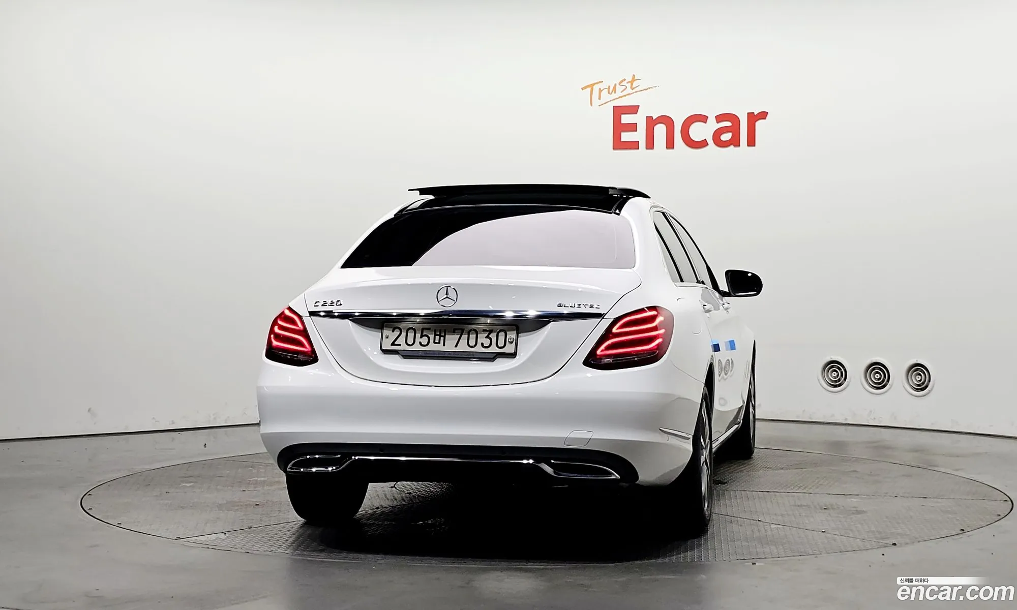Mercedes-Benz C-Class W205 2015 WDDWF0EB9FF141244 — 16