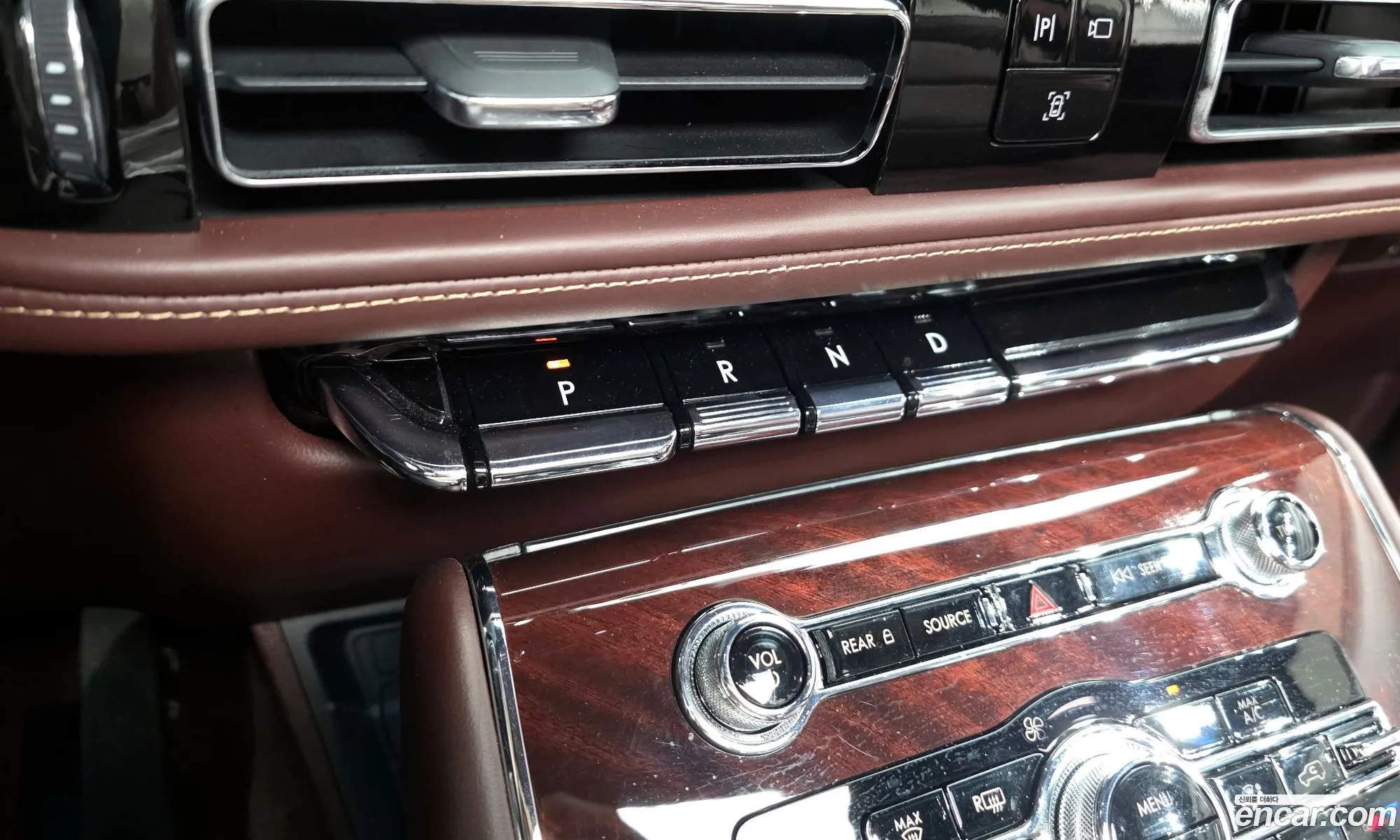 Lincoln Aviator 2023 5LM5J9XC2PGL11298 — 3