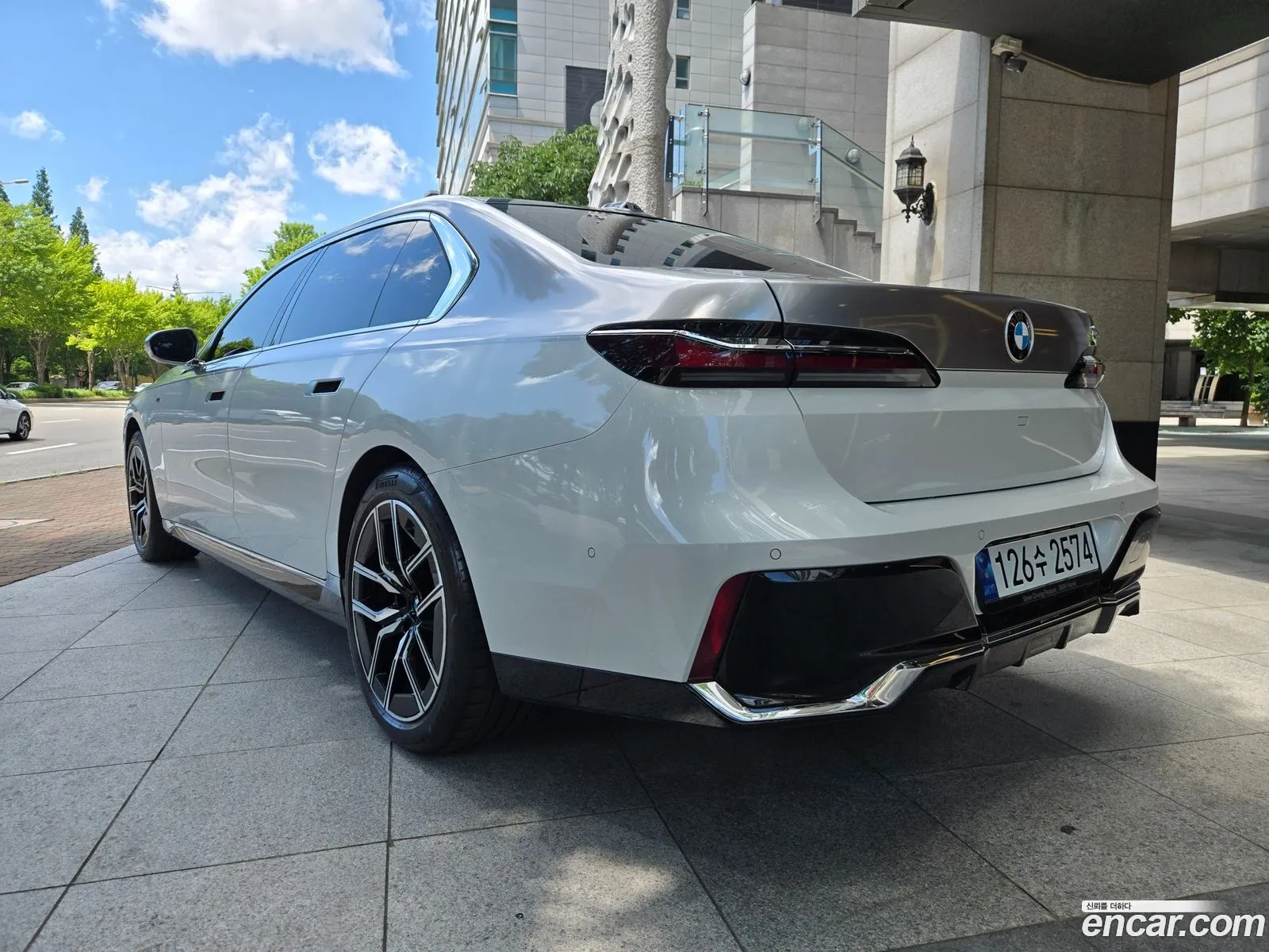 BMW 7 Series 2023 — 20