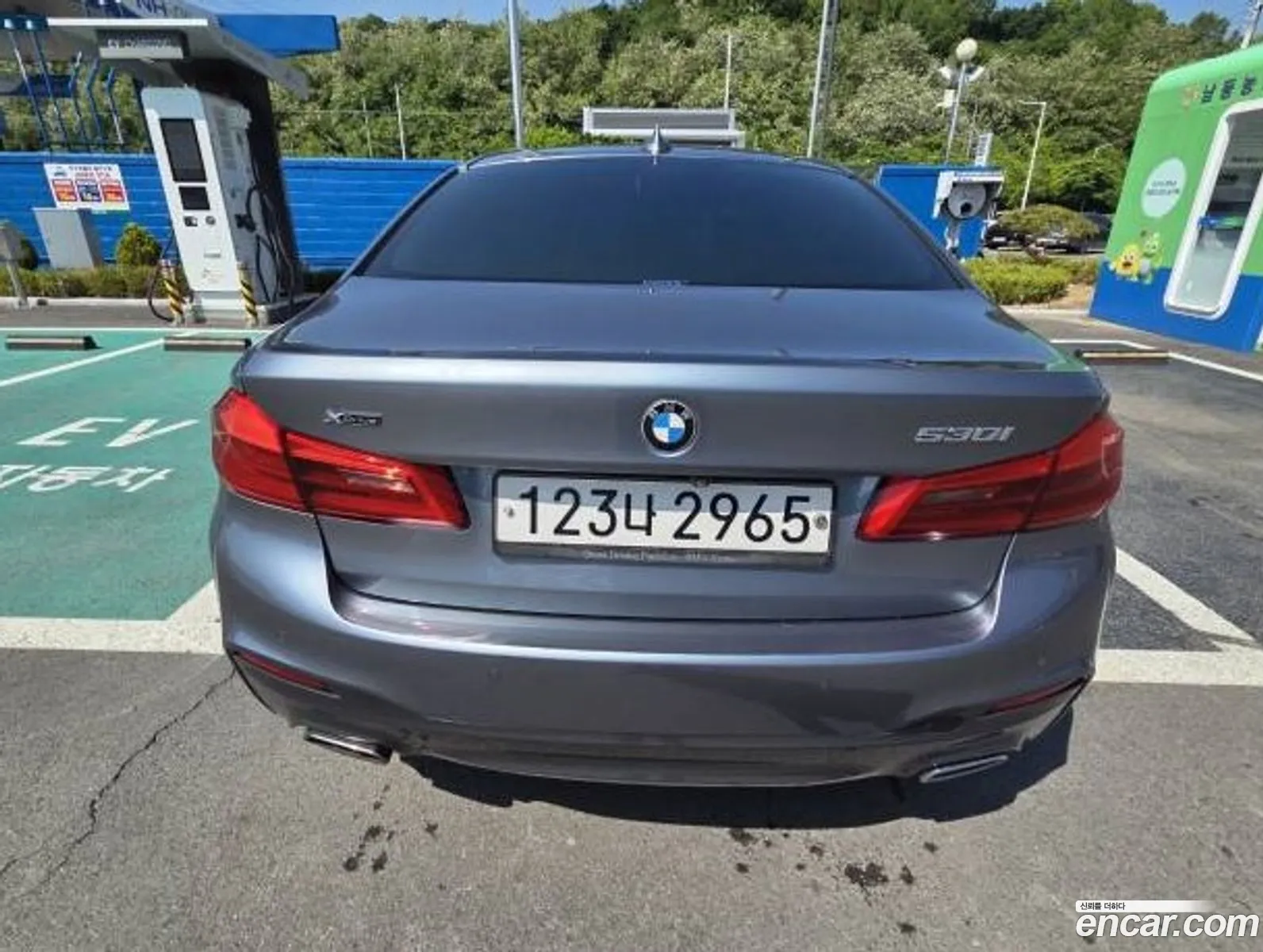 BMW 5 Series 2018 — 5