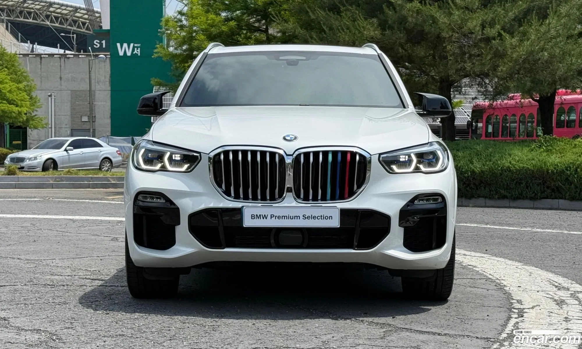 BMW X5 2021 — 16
