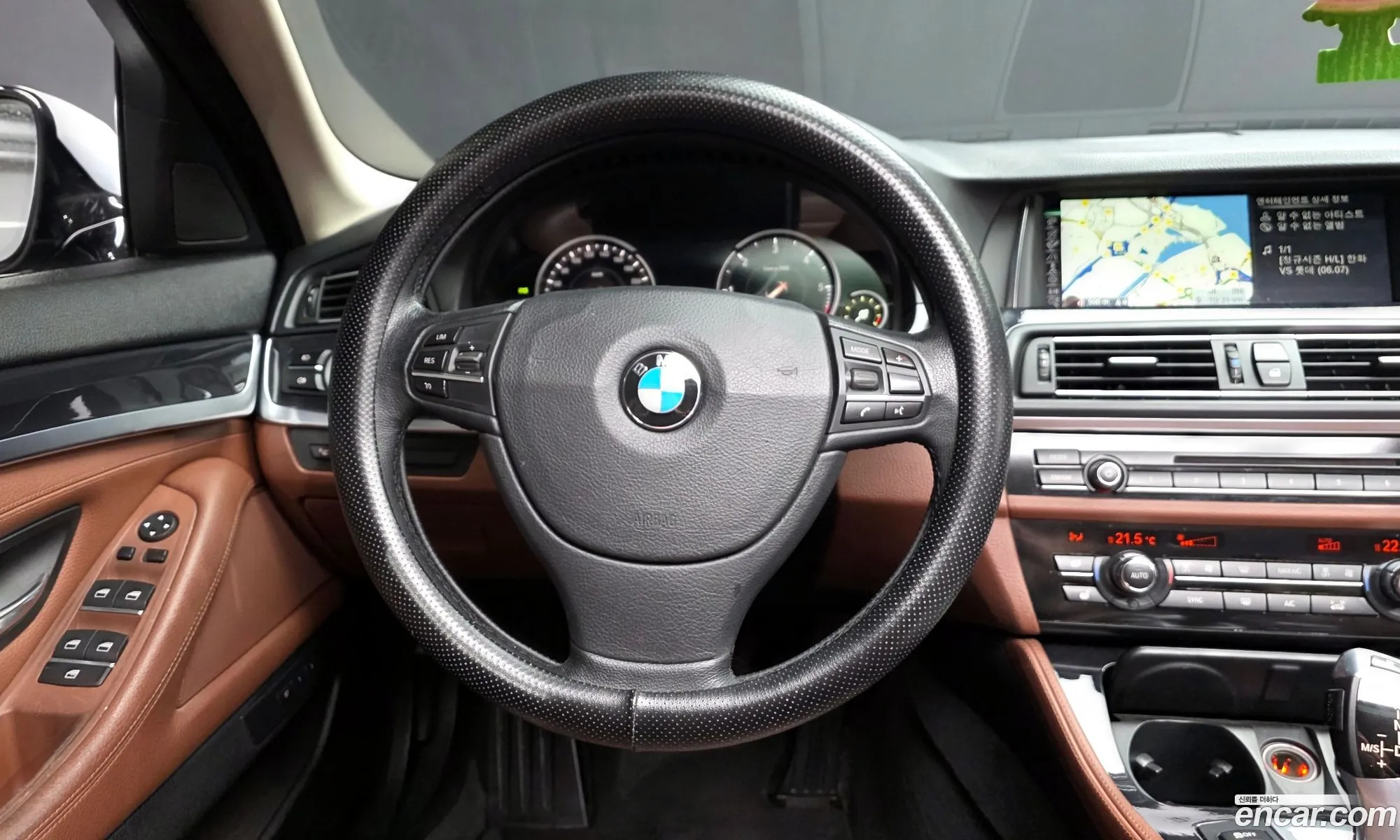 BMW 5 Series 2016 WBA5E5108GG200142 — 8