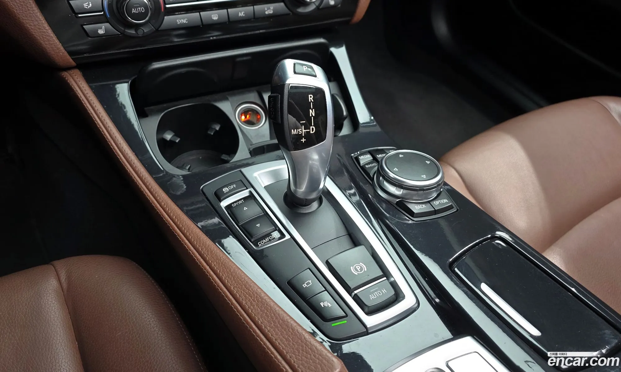 BMW 5 Series 2016 WBA5E5108GG200142 — 15