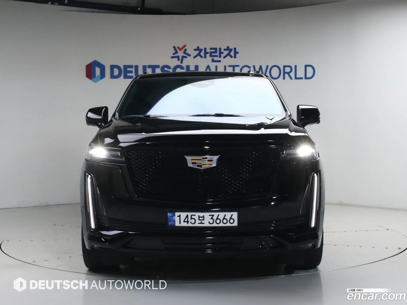 Cadillac Escalade 2023 — 19