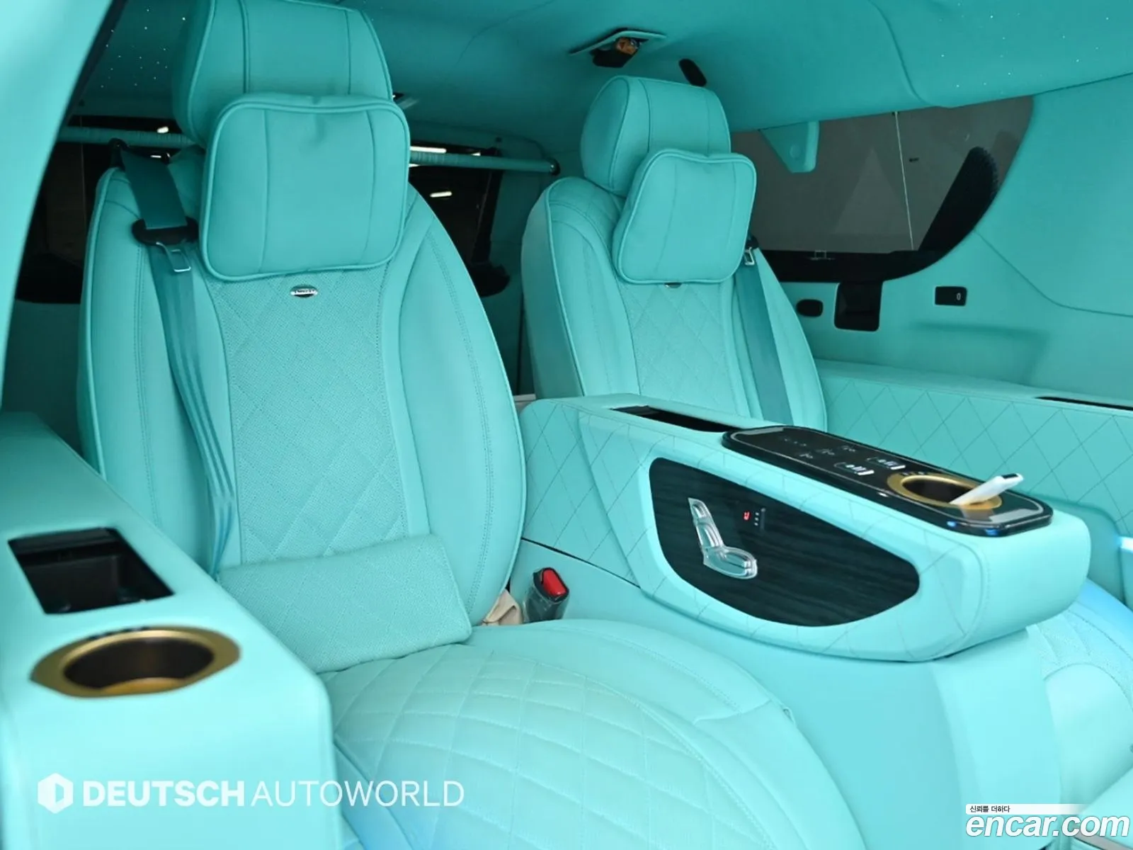 Cadillac Escalade 2023 — 18